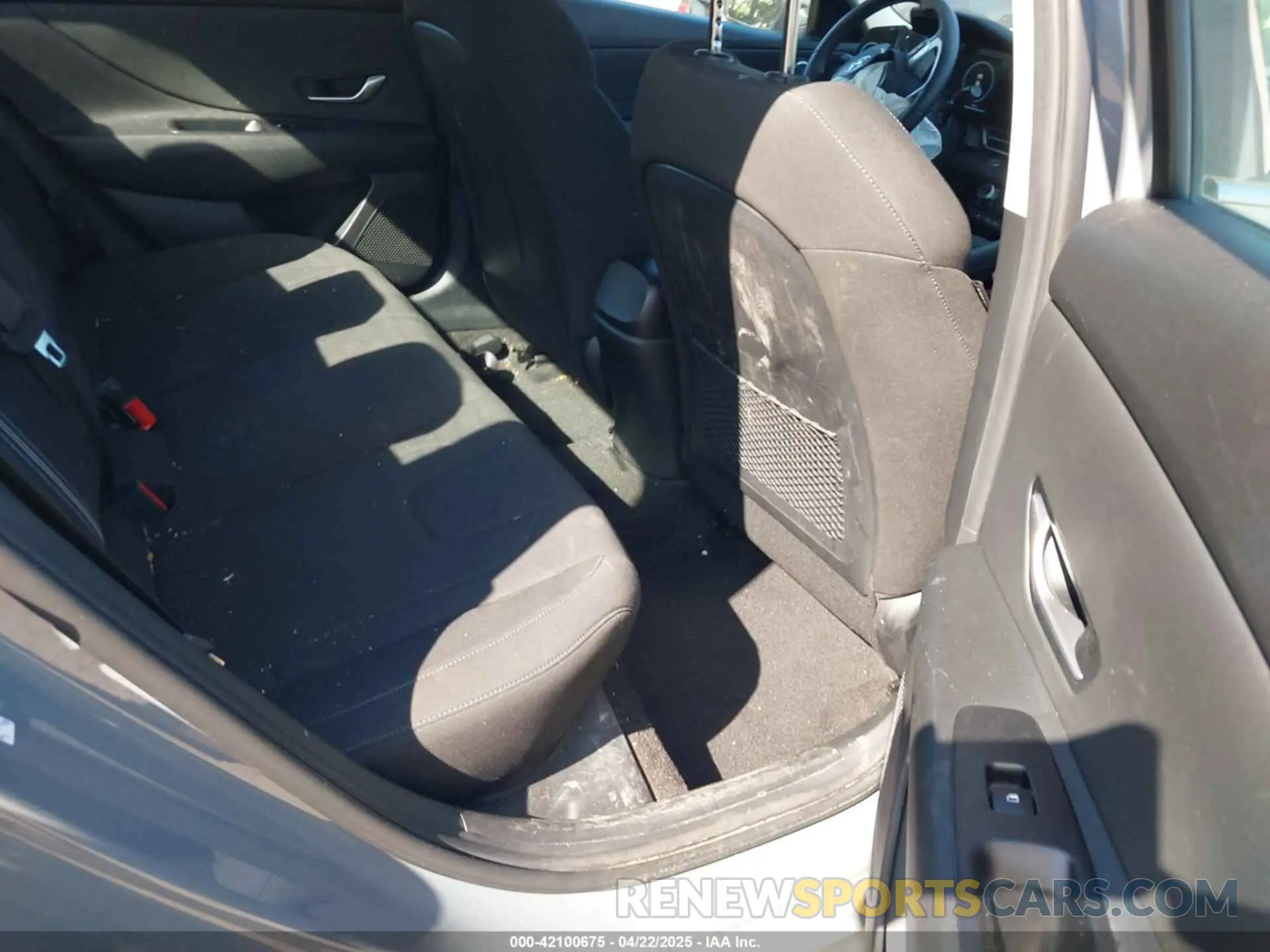 8 Photograph of a damaged car KMHLN4AG2NU288164 HYUNDAI ELANTRA 2022