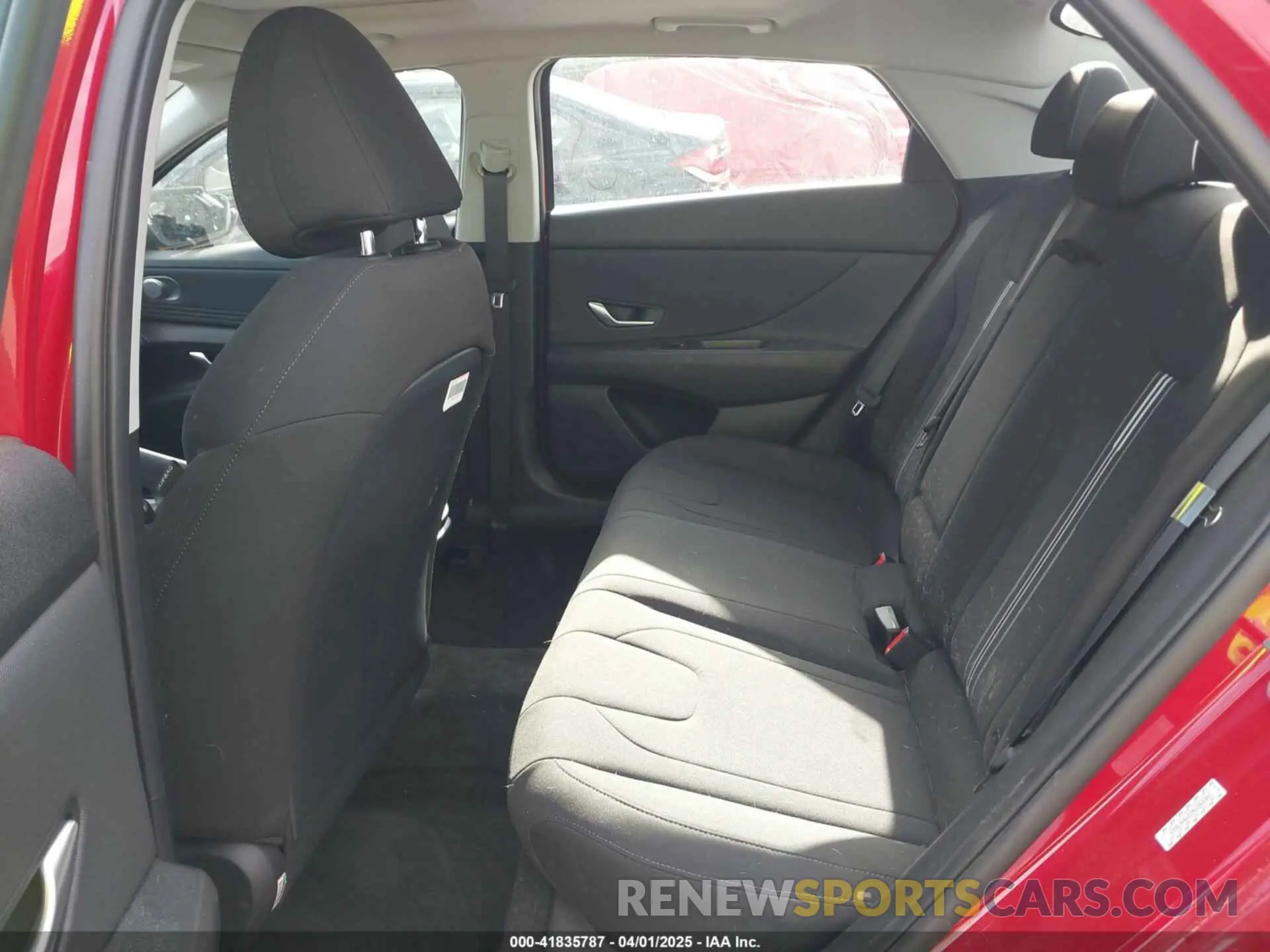 8 Photograph of a damaged car KMHLN4AG3NU366905 HYUNDAI ELANTRA 2022