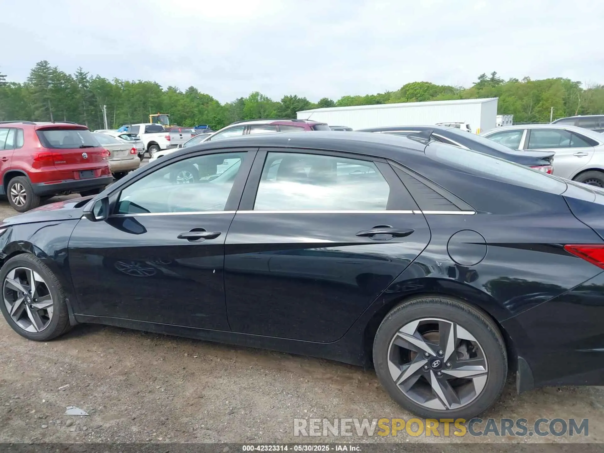 14 Photograph of a damaged car KMHLN4AG5NU354481 HYUNDAI ELANTRA 2022