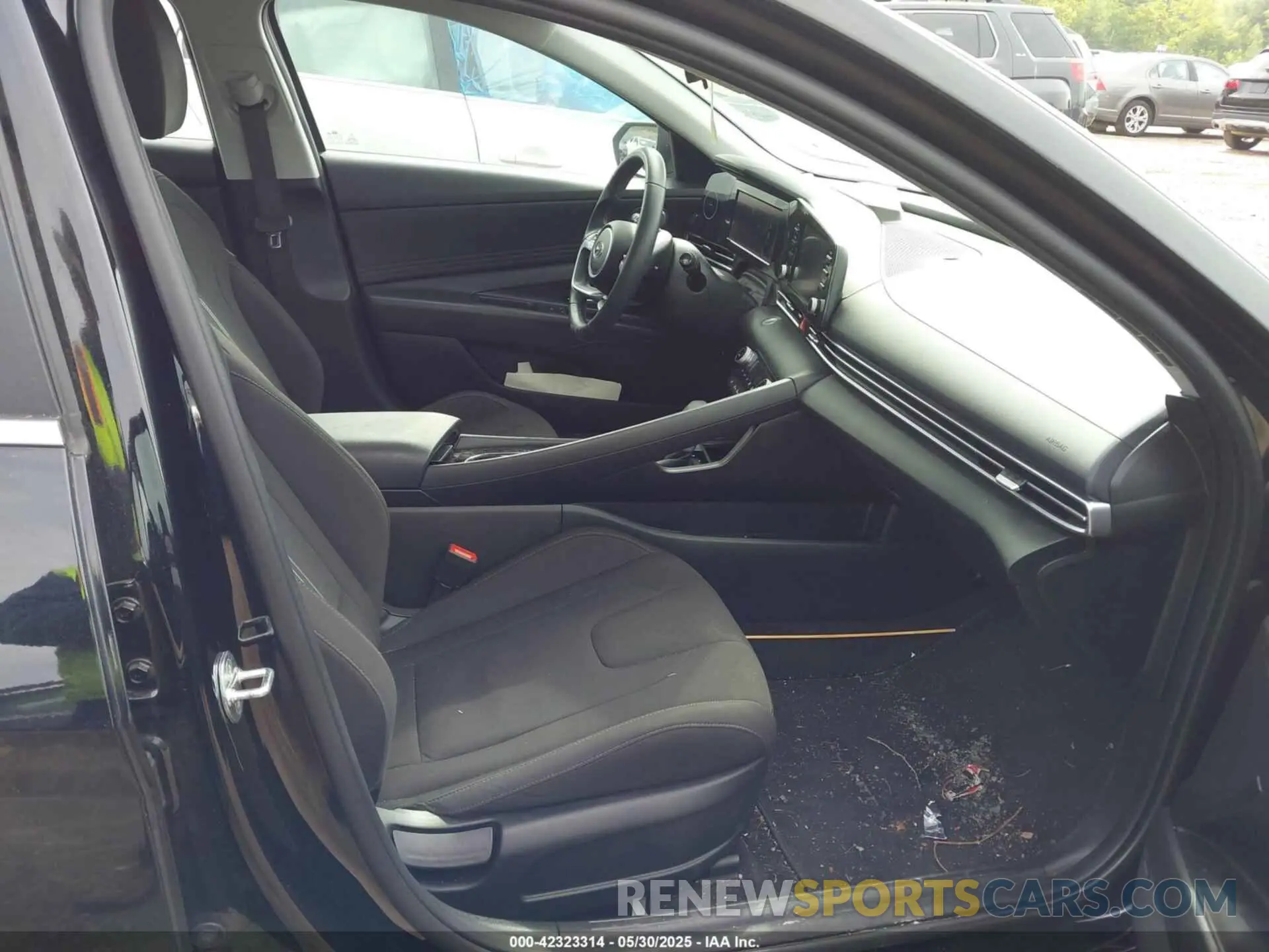 5 Photograph of a damaged car KMHLN4AG5NU354481 HYUNDAI ELANTRA 2022