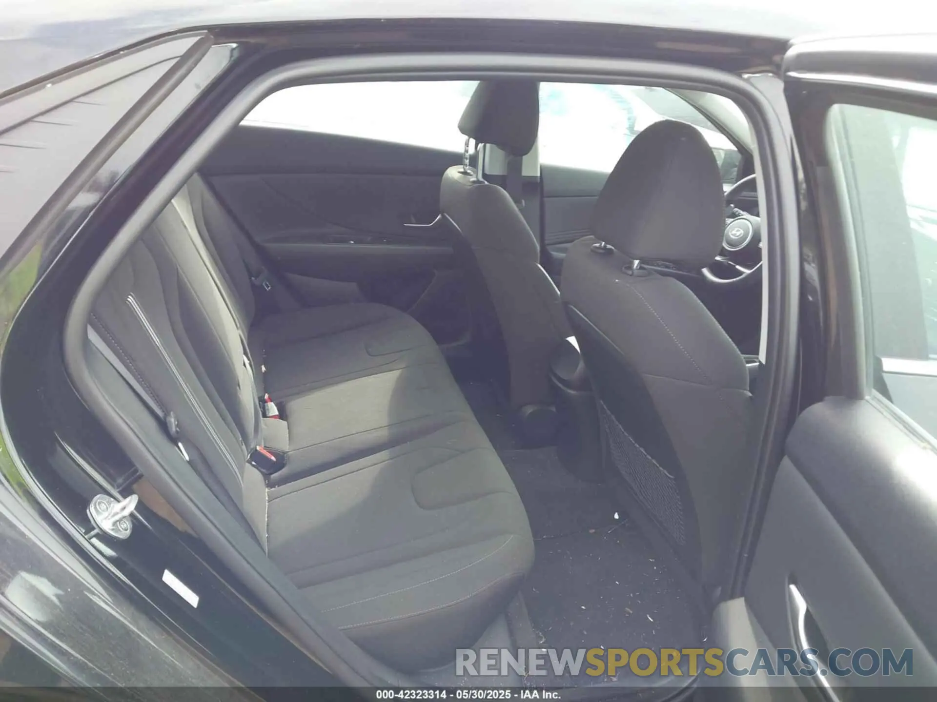 8 Photograph of a damaged car KMHLN4AG5NU354481 HYUNDAI ELANTRA 2022