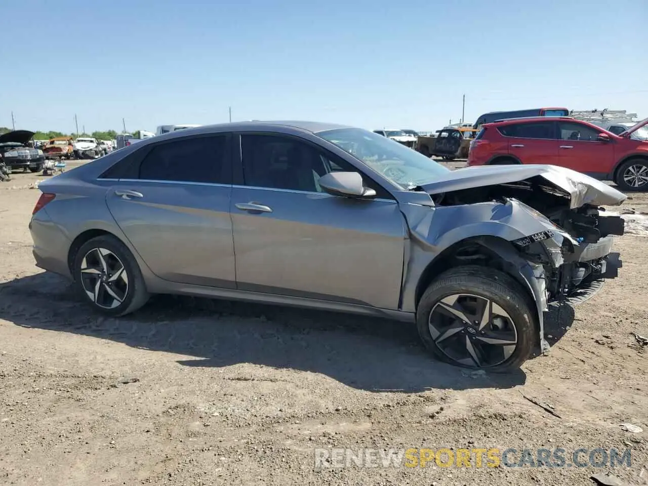 4 Photograph of a damaged car KMHLN4AG6NU359804 HYUNDAI ELANTRA 2022