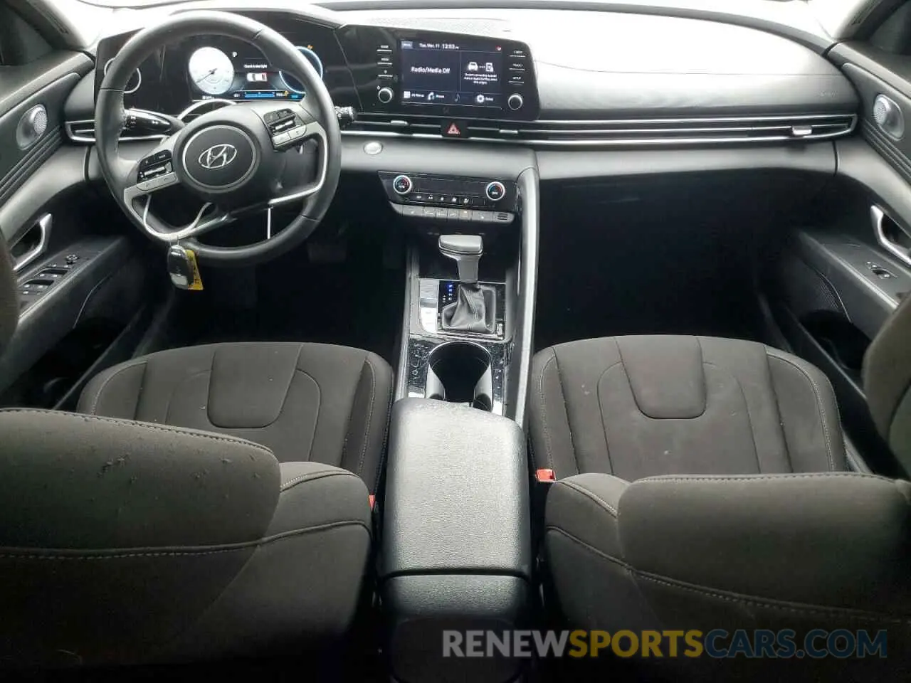 8 Photograph of a damaged car KMHLN4AG7NU245746 HYUNDAI ELANTRA 2022