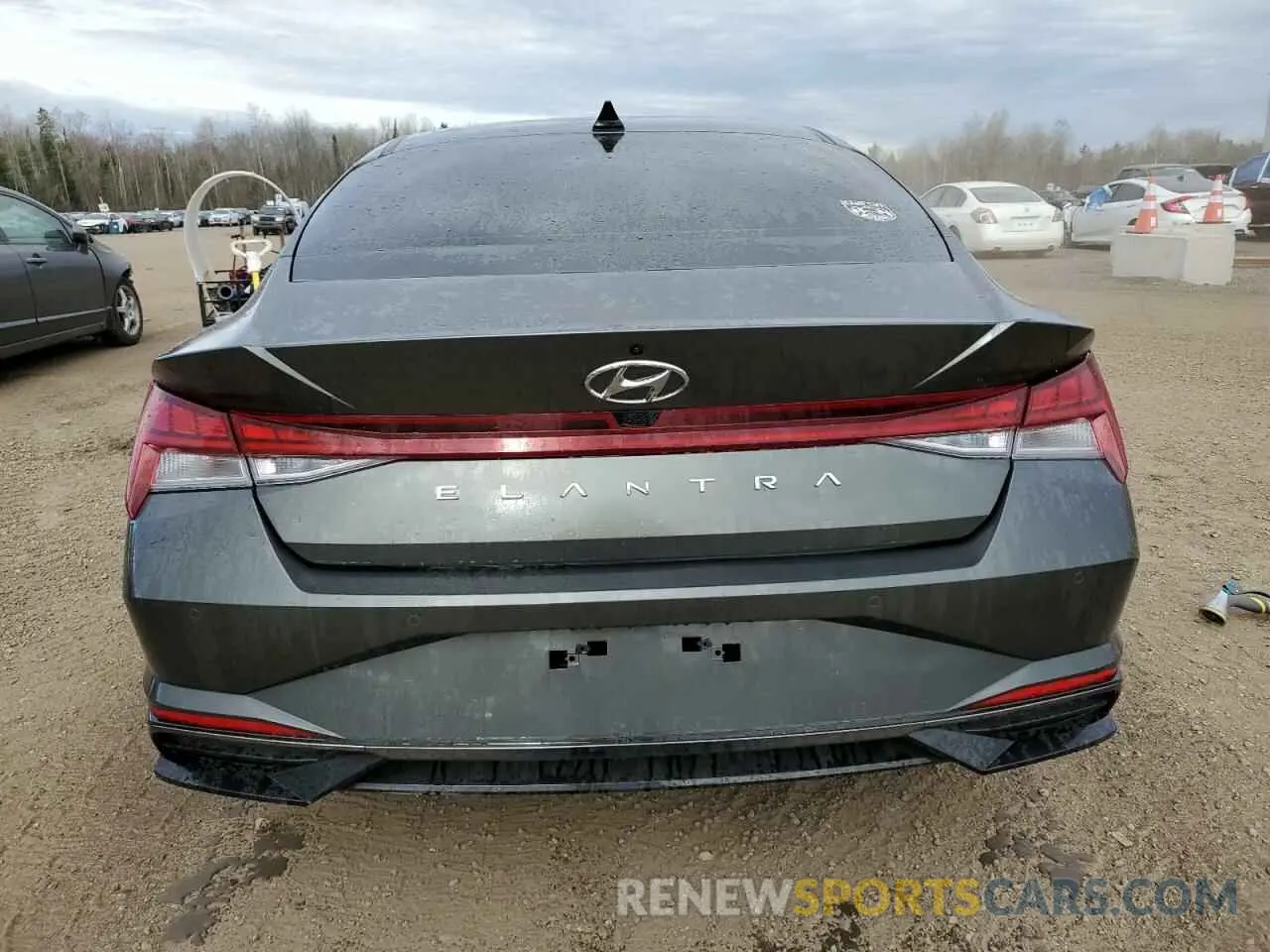 6 Photograph of a damaged car KMHLN4AG7NU324558 HYUNDAI ELANTRA 2022