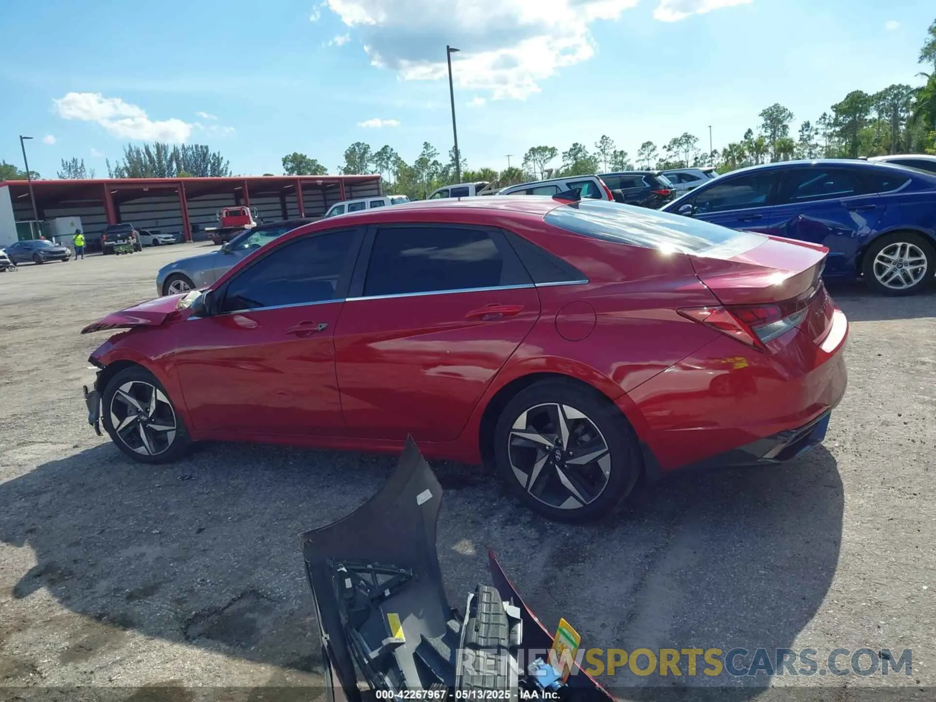 15 Photograph of a damaged car KMHLN4AG7NU342364 HYUNDAI ELANTRA 2022