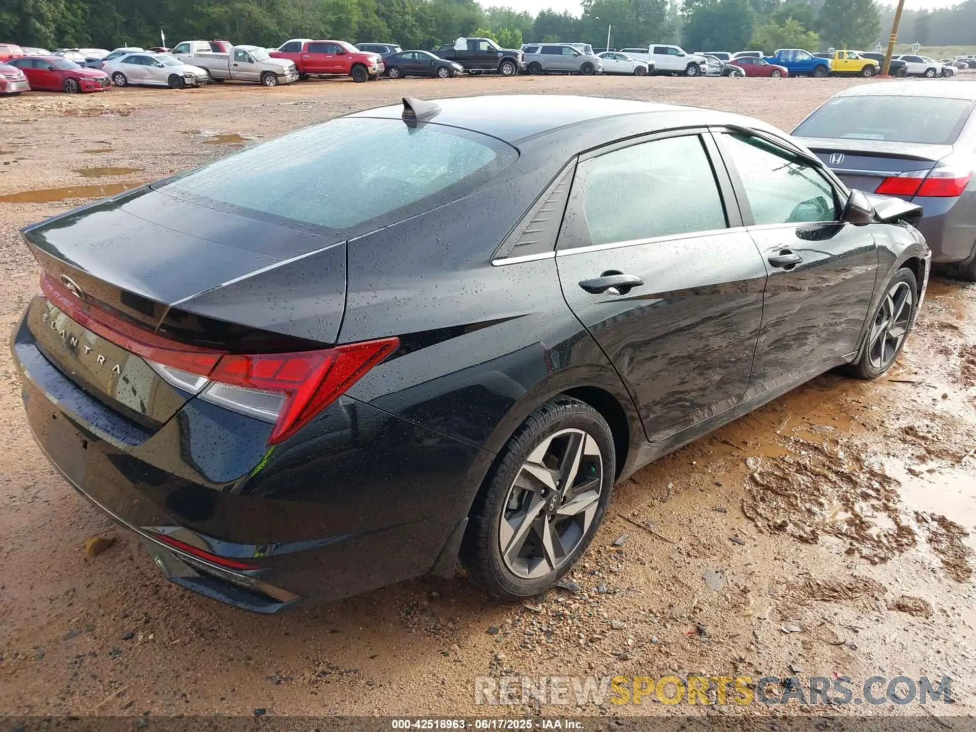4 Photograph of a damaged car KMHLN4AGXNU256109 HYUNDAI ELANTRA 2022