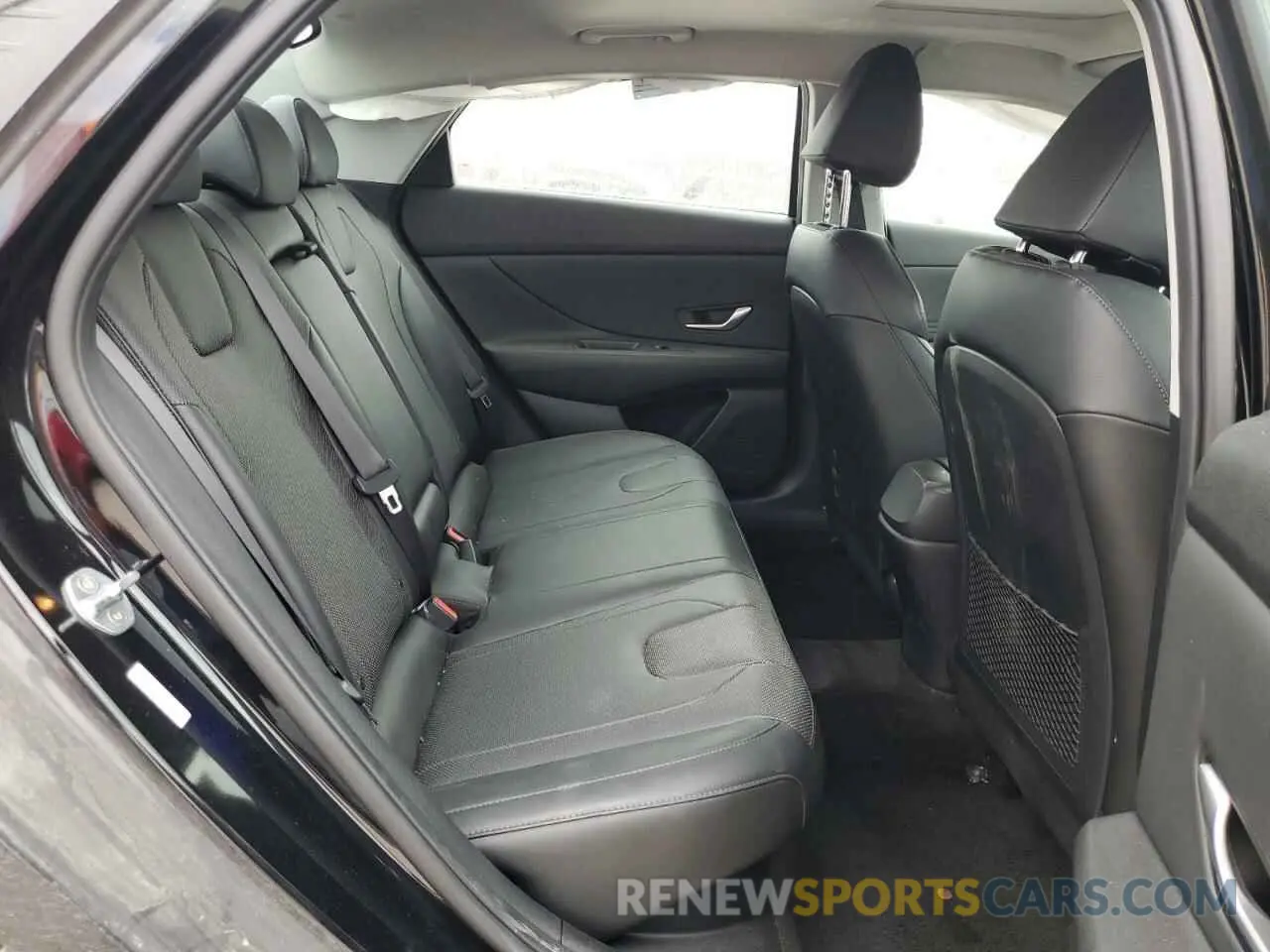 10 Photograph of a damaged car KMHLN4AJ0NU016305 HYUNDAI ELANTRA 2022