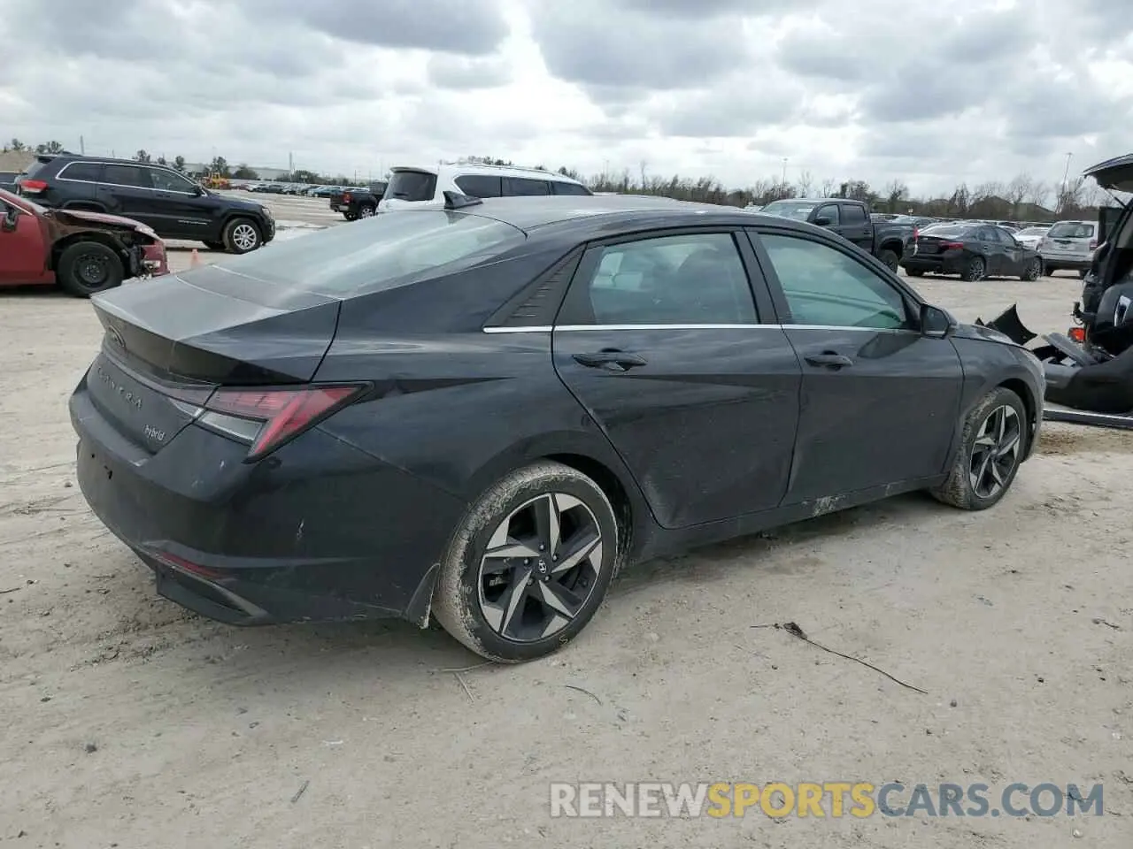3 Photograph of a damaged car KMHLN4AJ0NU016305 HYUNDAI ELANTRA 2022