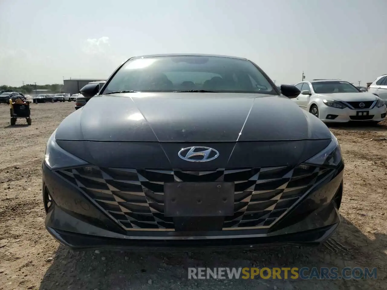 5 Photograph of a damaged car KMHLN4AJ2NU015334 HYUNDAI ELANTRA 2022