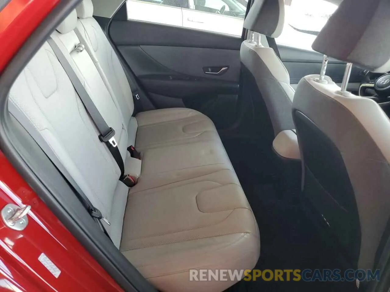10 Photograph of a damaged car KMHLN4AJXNU030650 HYUNDAI ELANTRA 2022