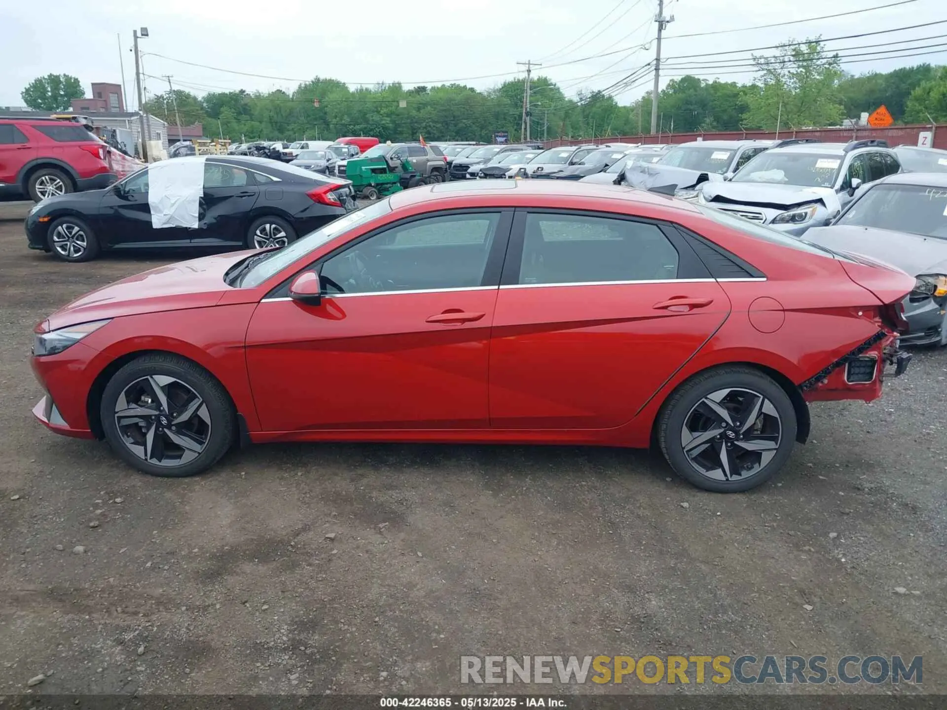 14 Photograph of a damaged car KMHLP4AG0NU349974 HYUNDAI ELANTRA 2022