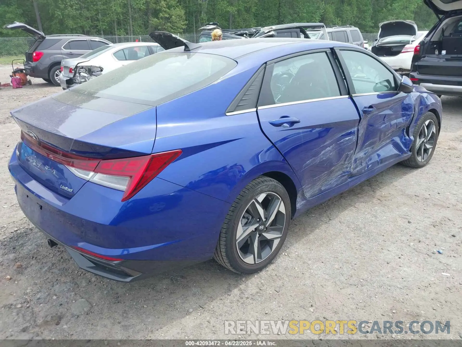 4 Photograph of a damaged car KMHLP4AG7NU360180 HYUNDAI ELANTRA 2022