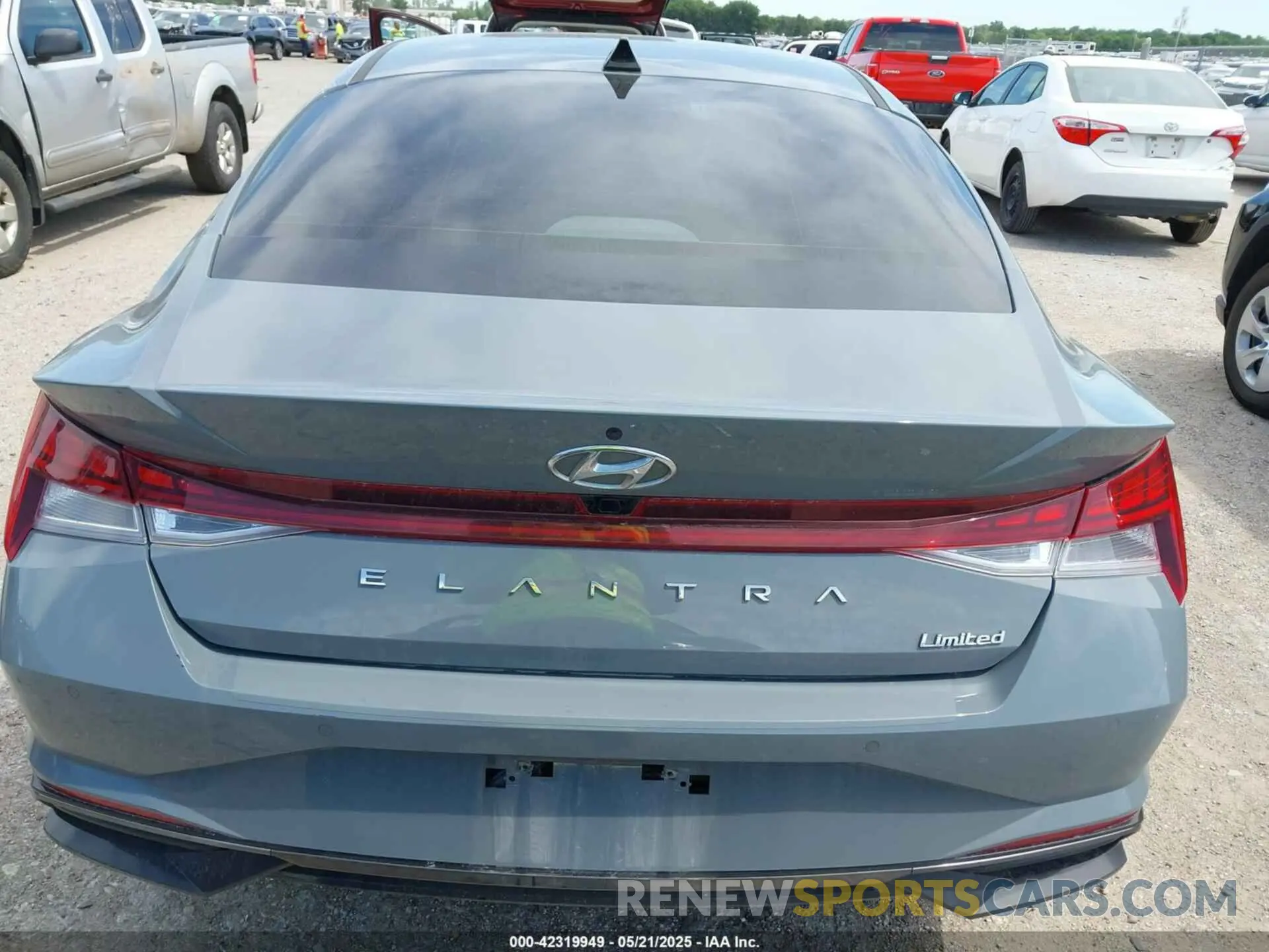 16 Photograph of a damaged car KMHLP4AGXNU341963 HYUNDAI ELANTRA 2022