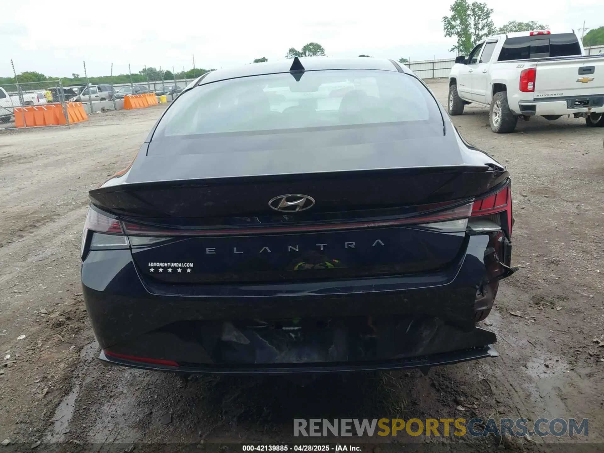 16 Photograph of a damaged car KMHLR4AF4NU267277 HYUNDAI ELANTRA 2022