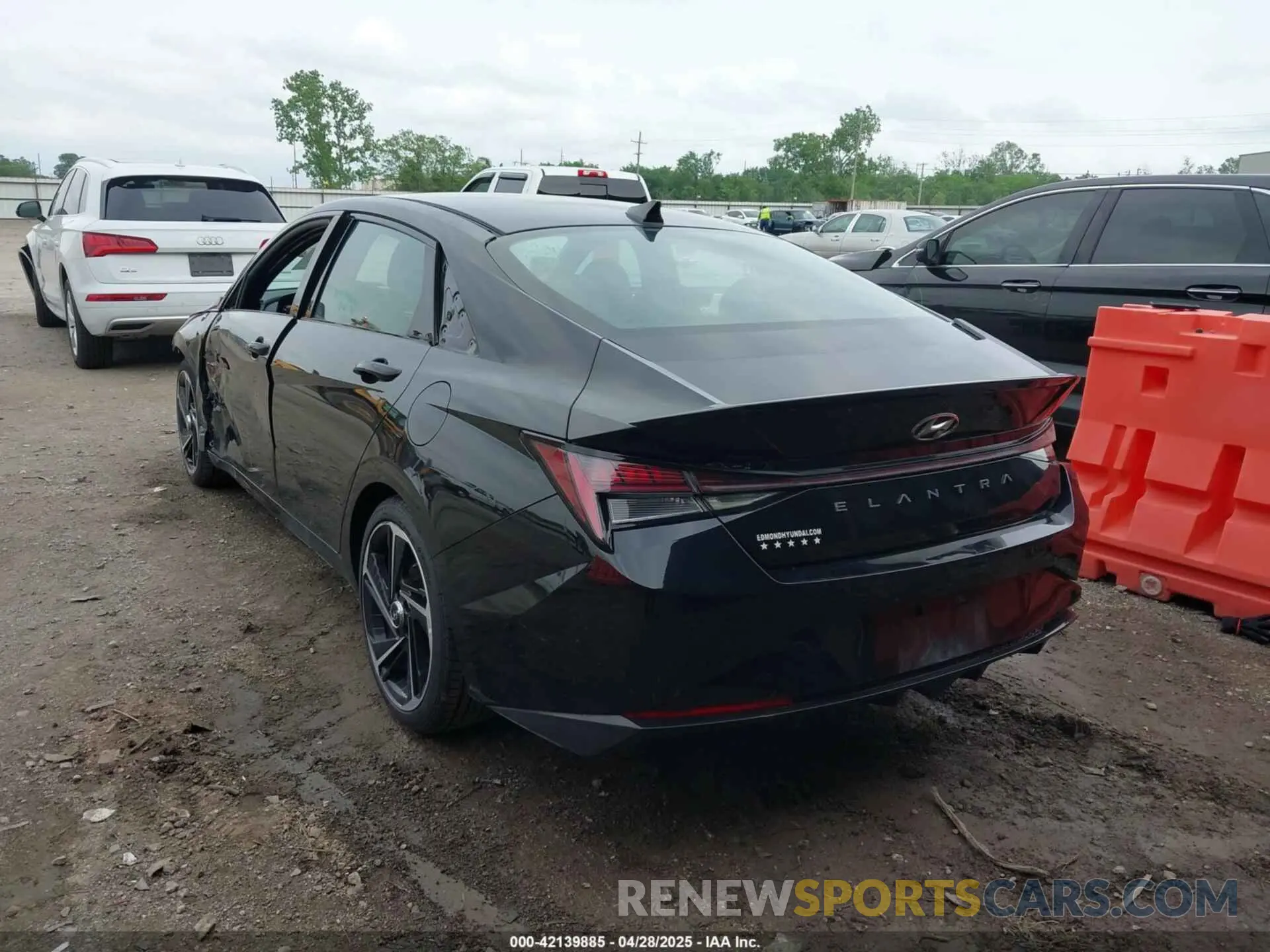 3 Photograph of a damaged car KMHLR4AF4NU267277 HYUNDAI ELANTRA 2022