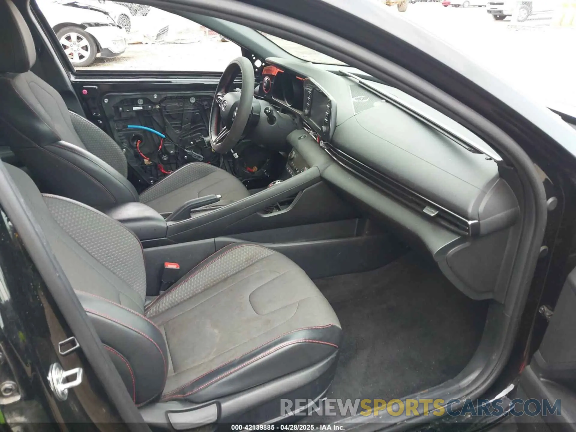 5 Photograph of a damaged car KMHLR4AF4NU267277 HYUNDAI ELANTRA 2022