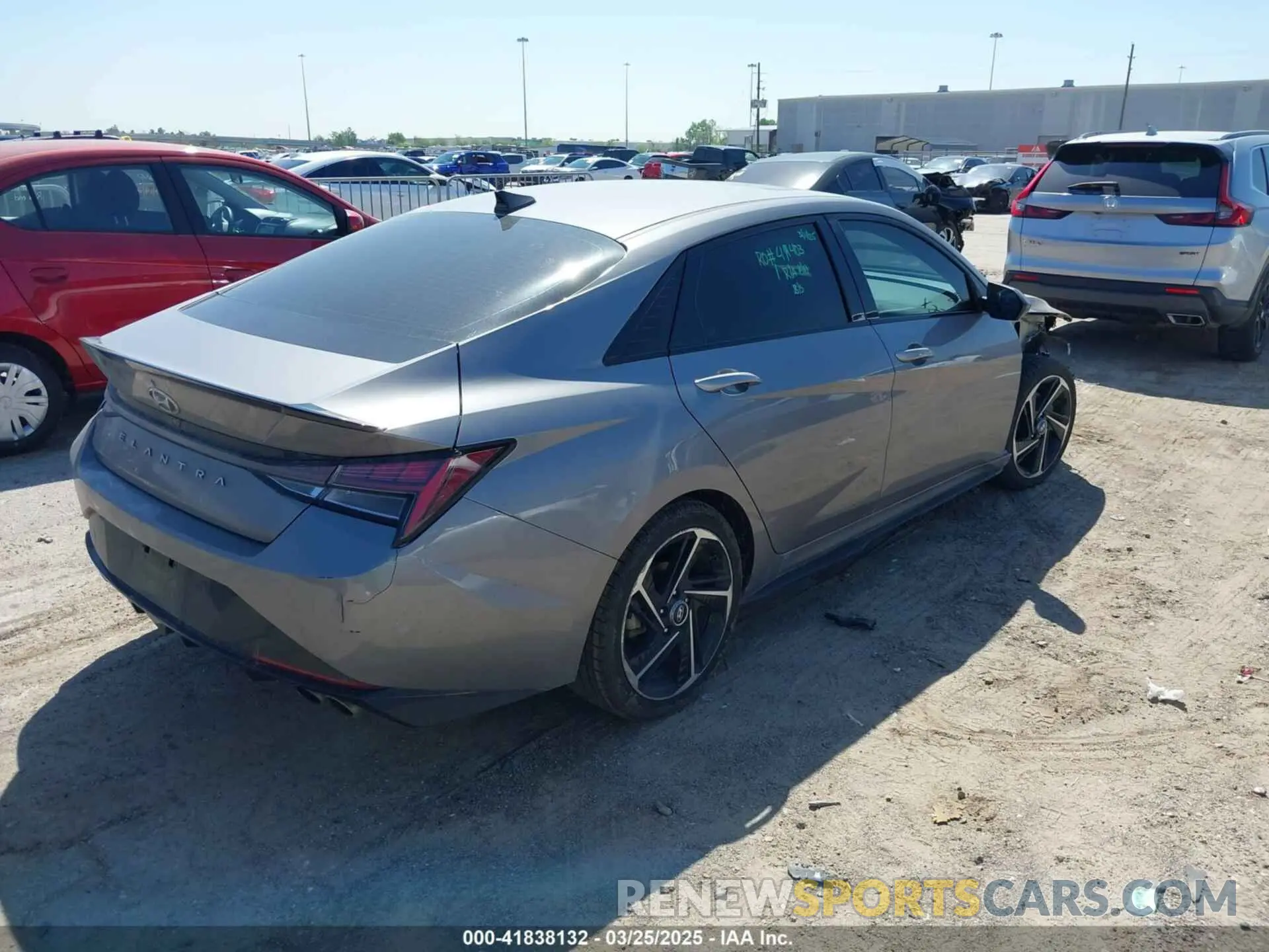4 Photograph of a damaged car KMHLR4AF7NU346961 HYUNDAI ELANTRA 2022