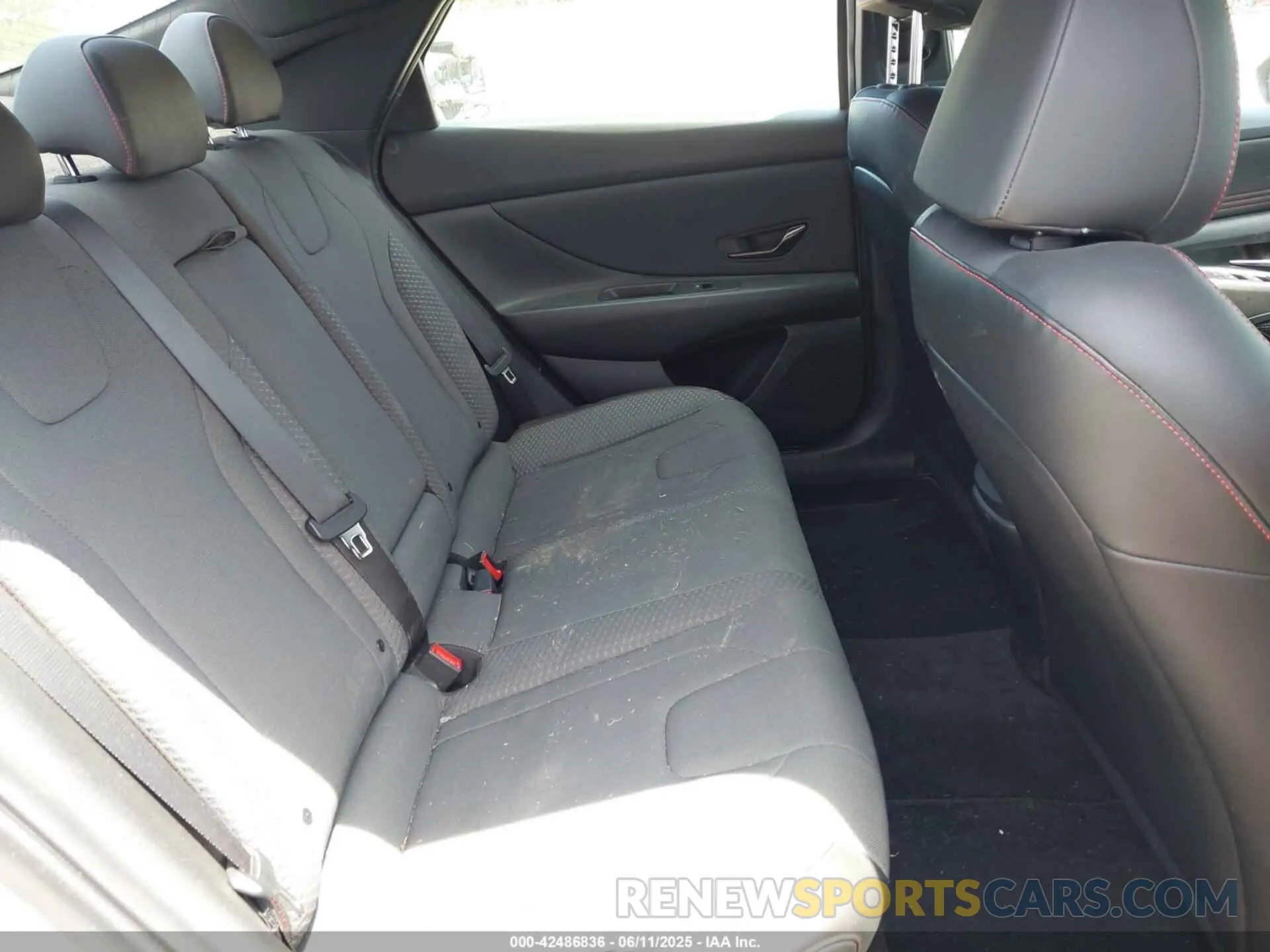 8 Photograph of a damaged car KMHLR4AF8NU331644 HYUNDAI ELANTRA 2022