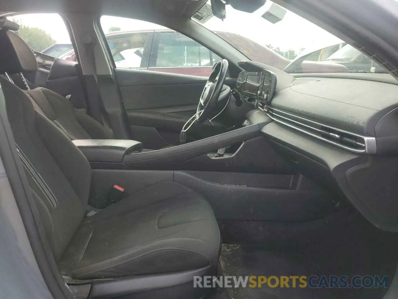 7 Photograph of a damaged car KMHLS4AG1NU253463 HYUNDAI ELANTRA 2022