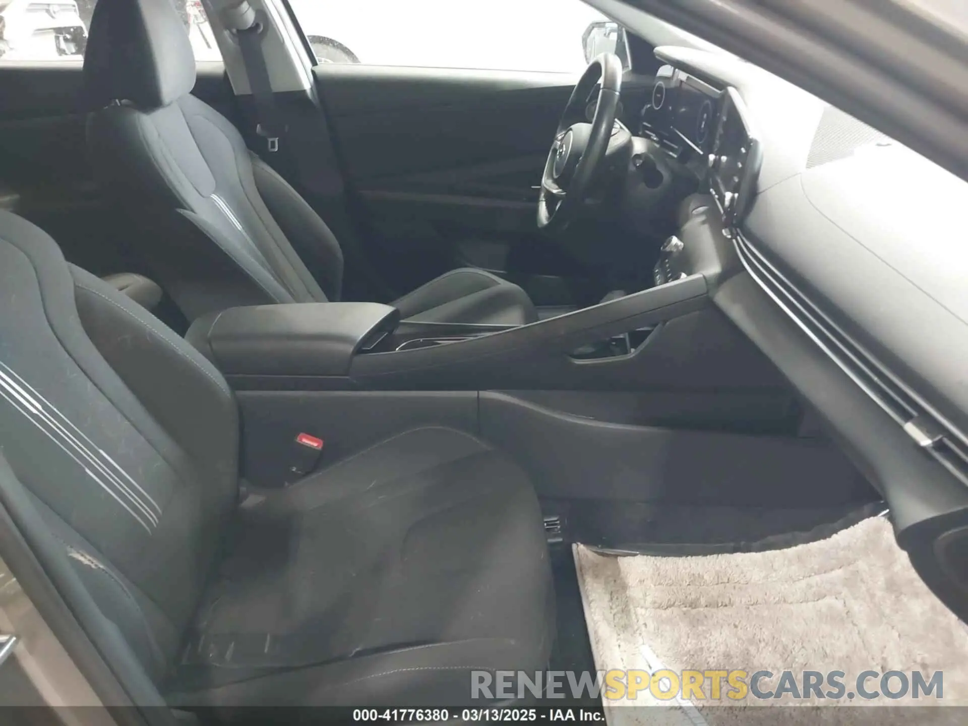 5 Photograph of a damaged car KMHLS4AG1NU307750 HYUNDAI ELANTRA 2022