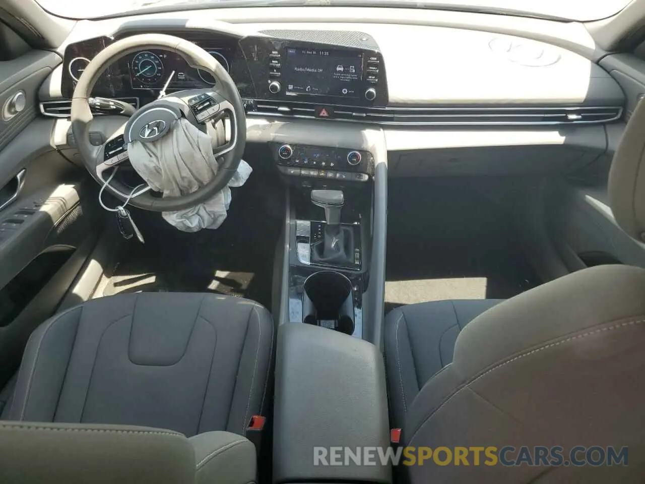 8 Photograph of a damaged car KMHLS4AG2NU306719 HYUNDAI ELANTRA 2022