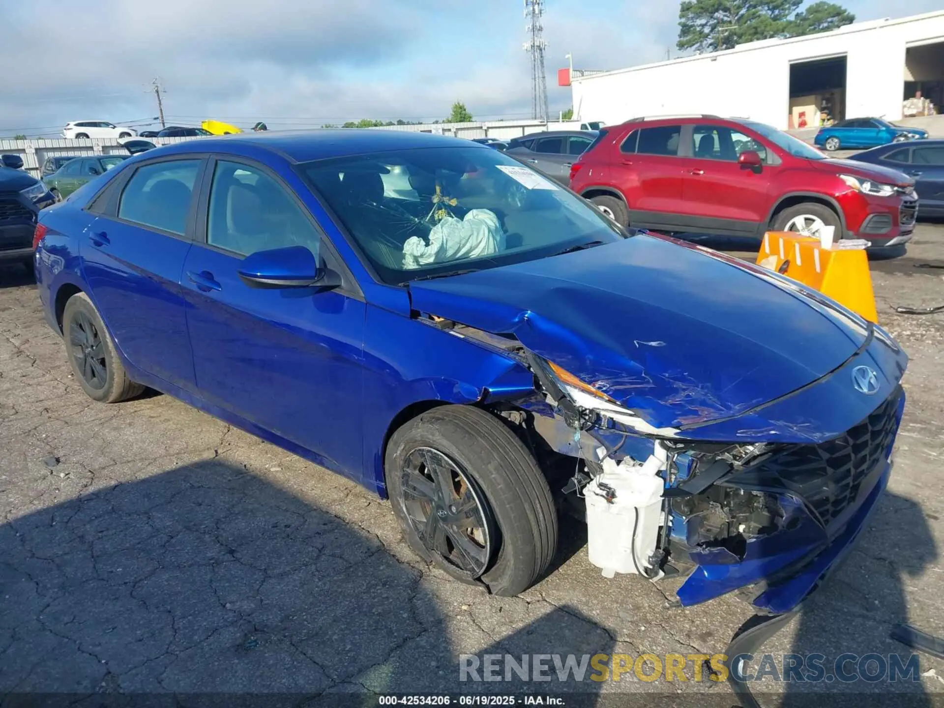 1 Photograph of a damaged car KMHLS4AG2NU367617 HYUNDAI ELANTRA 2022