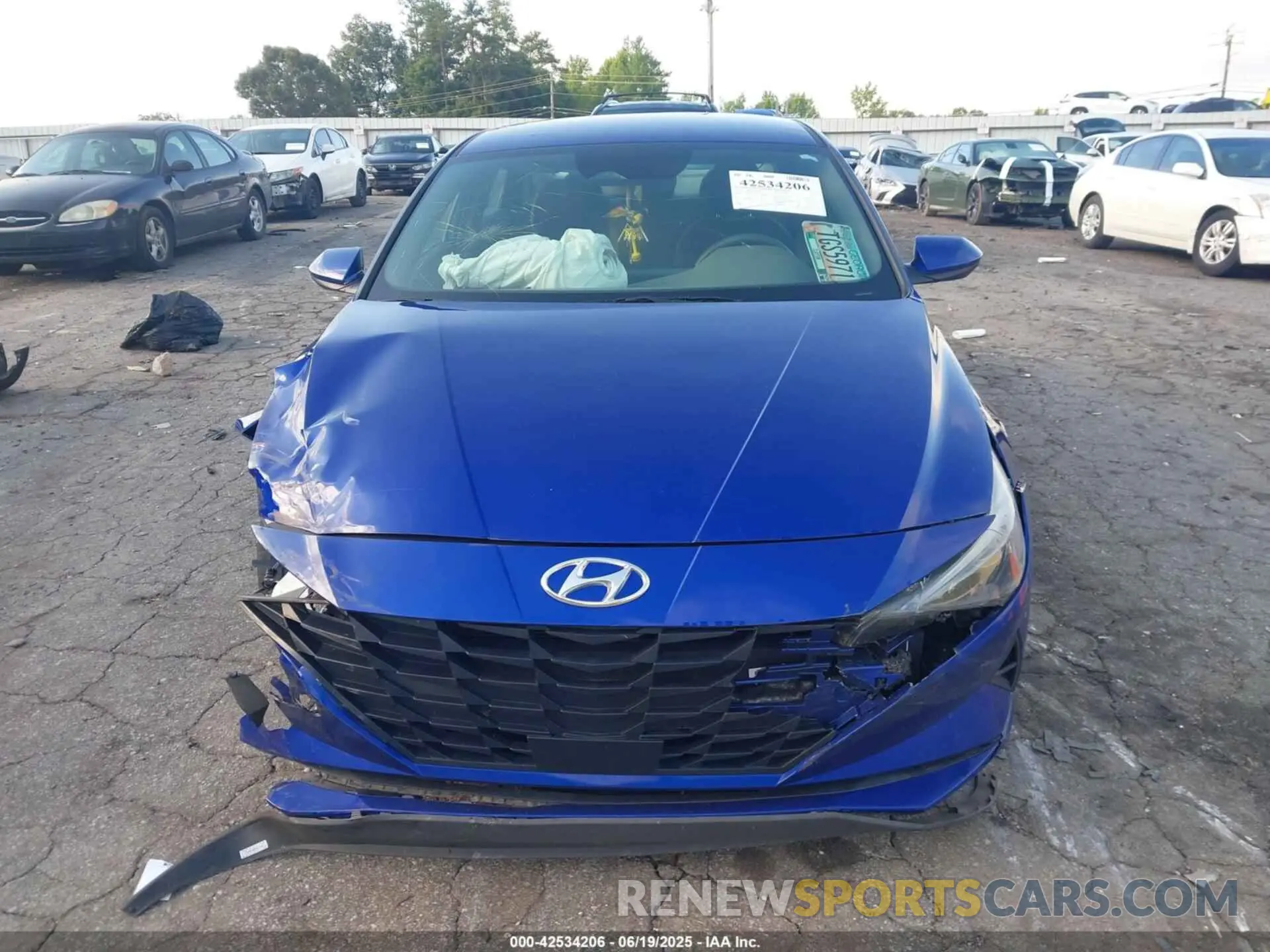 11 Photograph of a damaged car KMHLS4AG2NU367617 HYUNDAI ELANTRA 2022