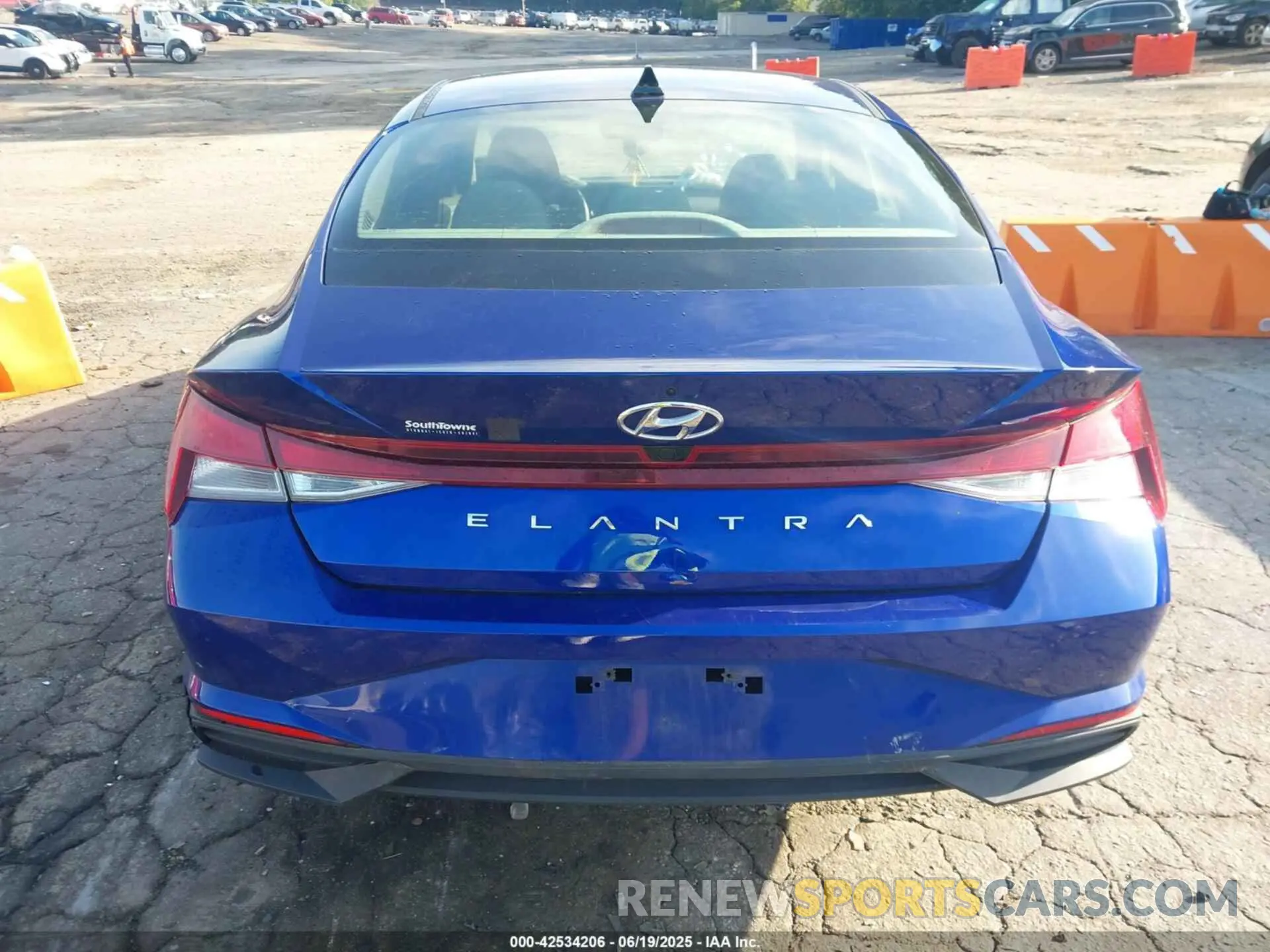15 Photograph of a damaged car KMHLS4AG2NU367617 HYUNDAI ELANTRA 2022