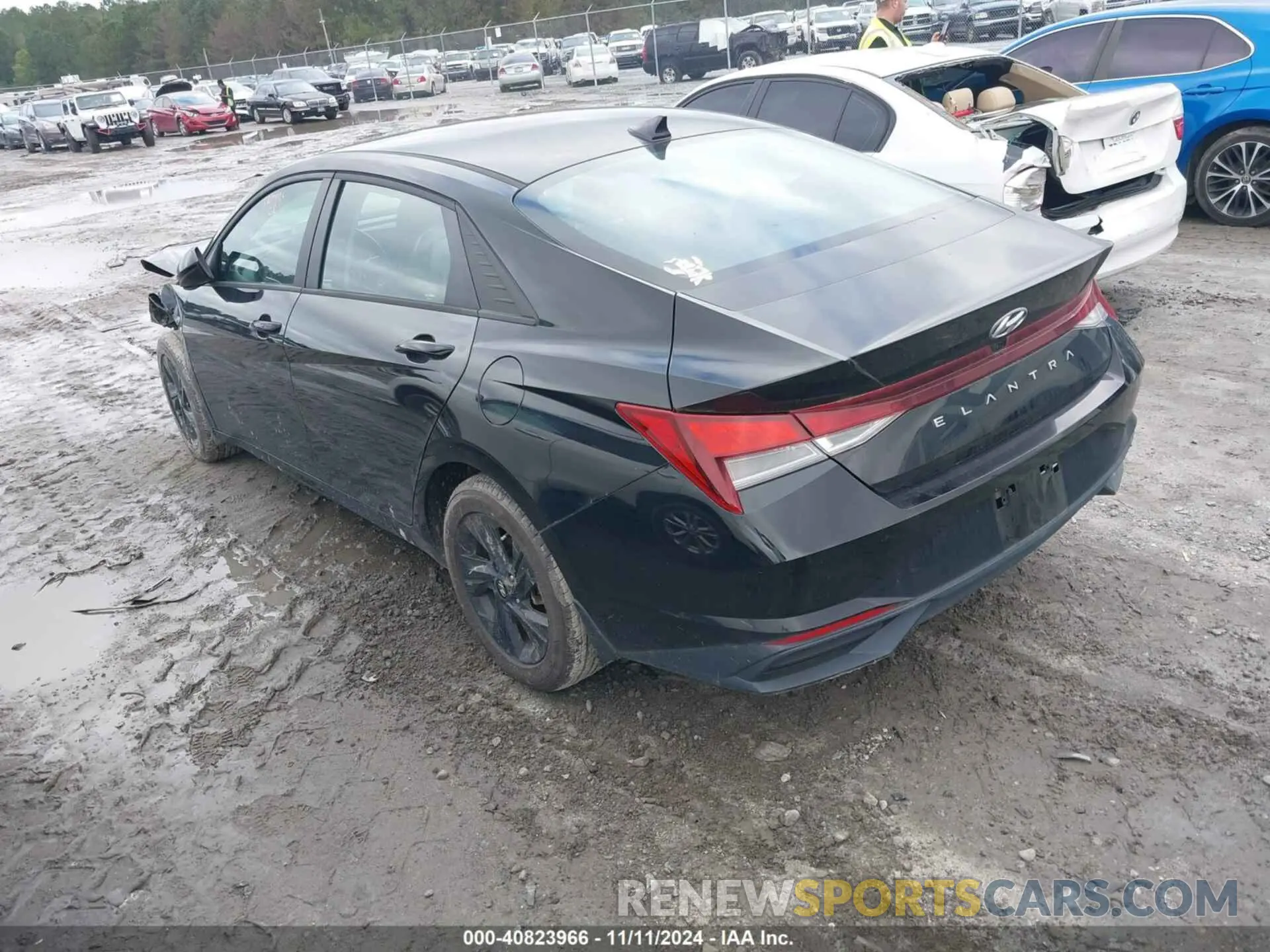3 Photograph of a damaged car KMHLS4AG3NU313050 HYUNDAI ELANTRA 2022