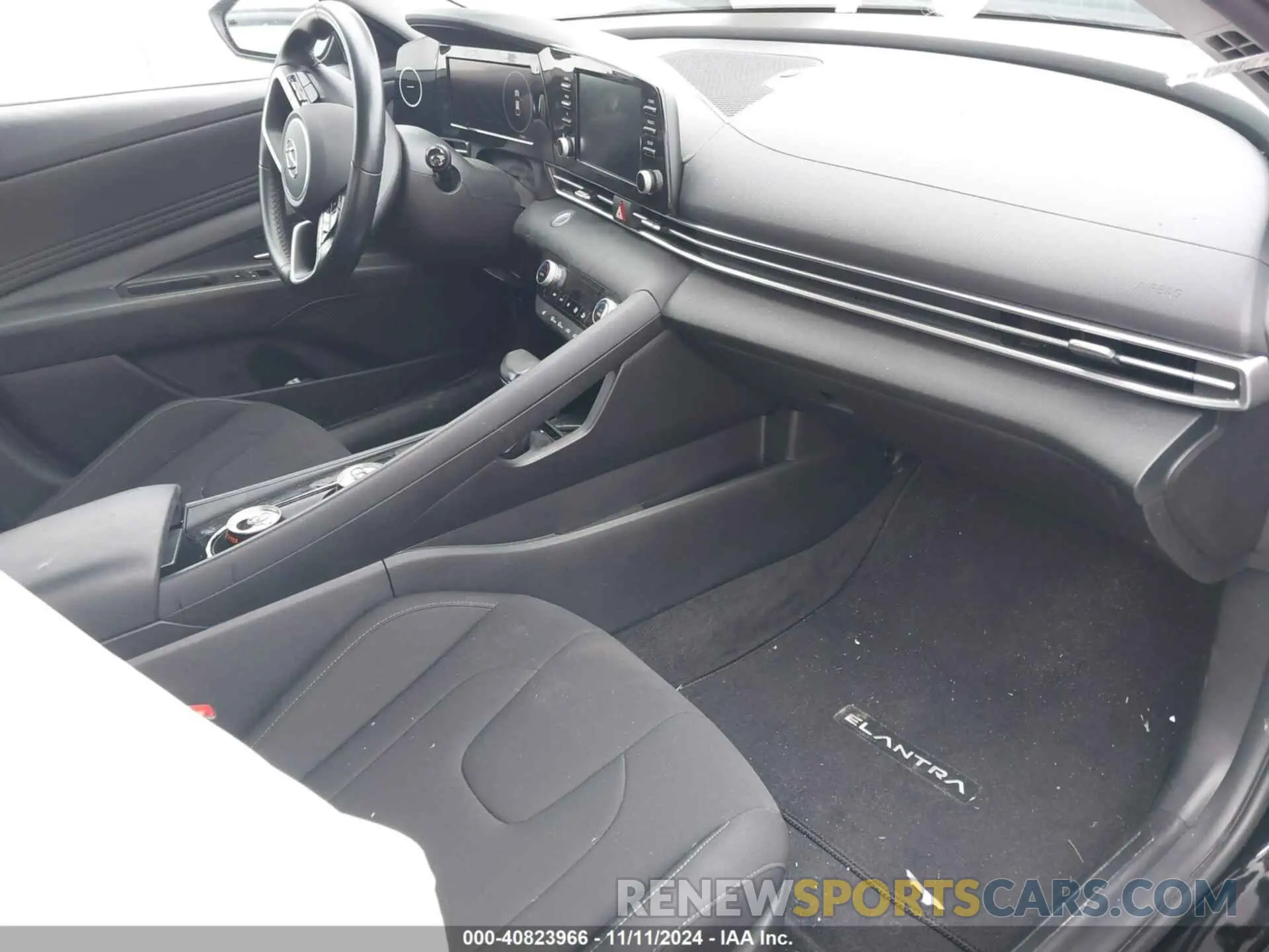 5 Photograph of a damaged car KMHLS4AG3NU313050 HYUNDAI ELANTRA 2022