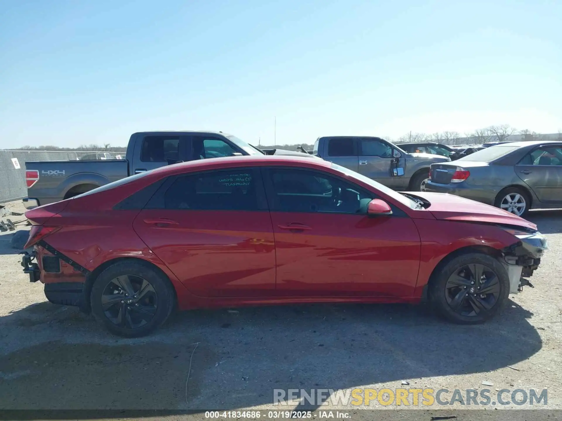 14 Photograph of a damaged car KMHLS4AG6NU337004 HYUNDAI ELANTRA 2022