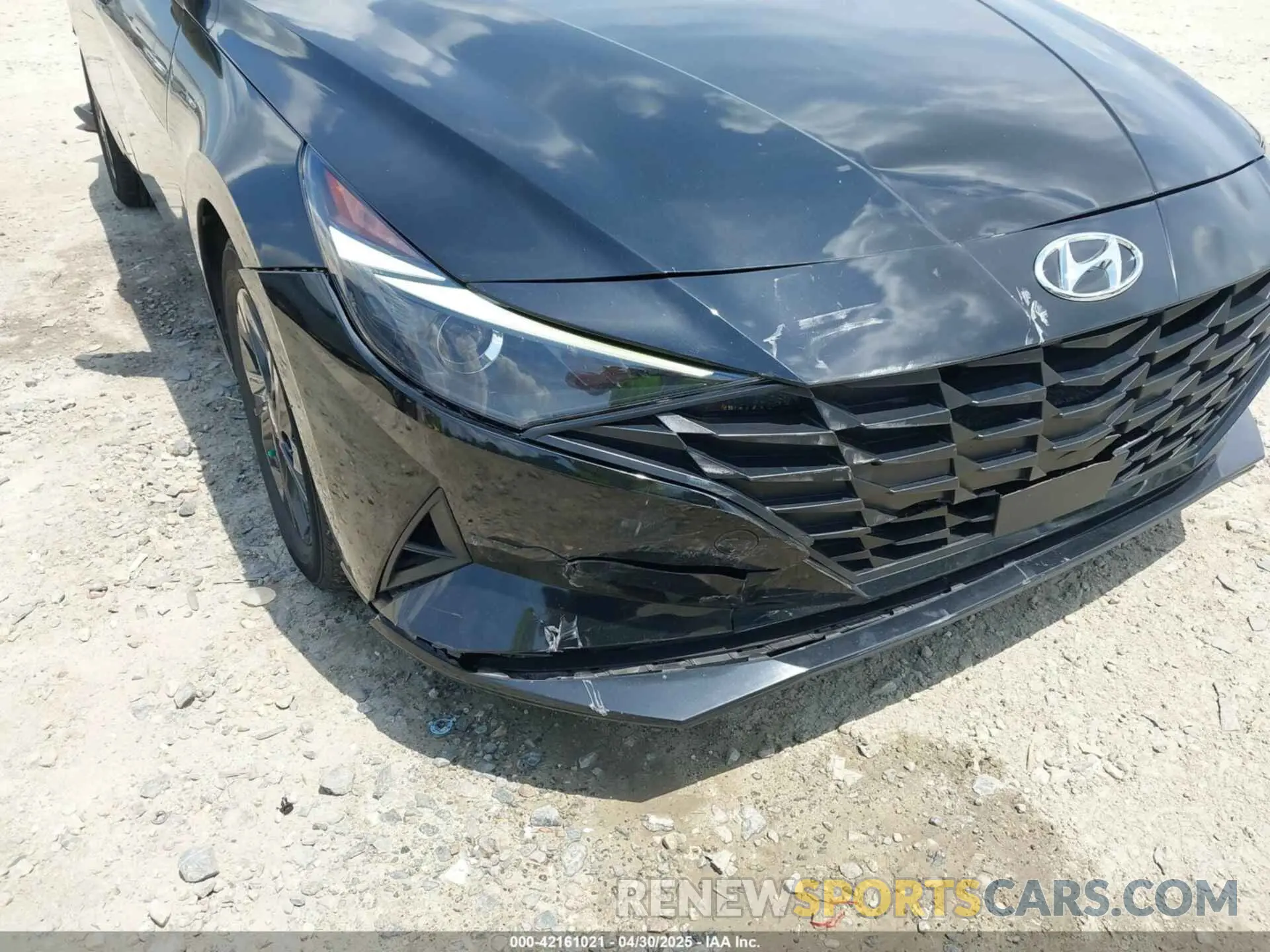 20 Photograph of a damaged car KMHLS4AG7NU217468 HYUNDAI ELANTRA 2022