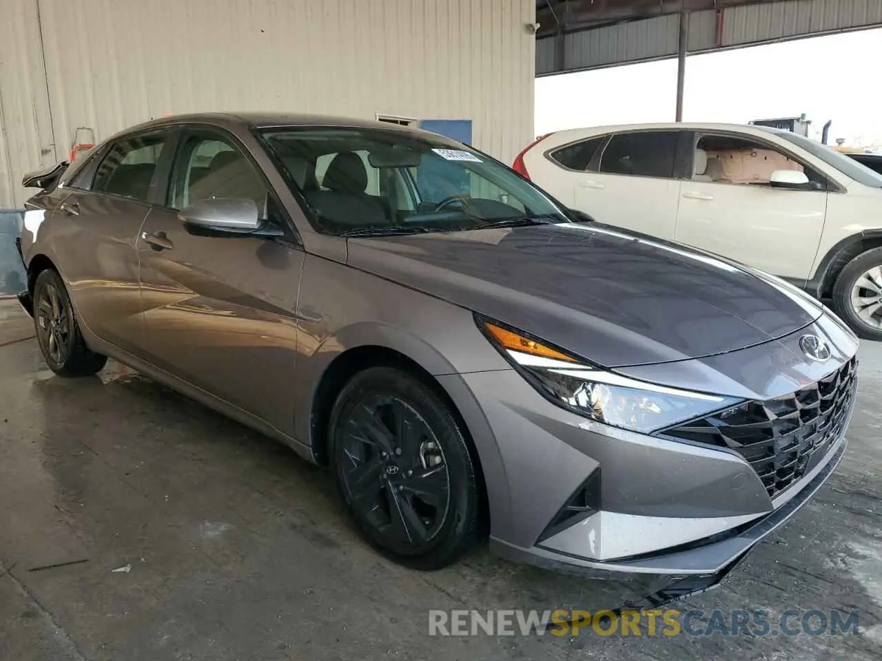 4 Photograph of a damaged car KMHLS4AG9NU367386 HYUNDAI ELANTRA 2022