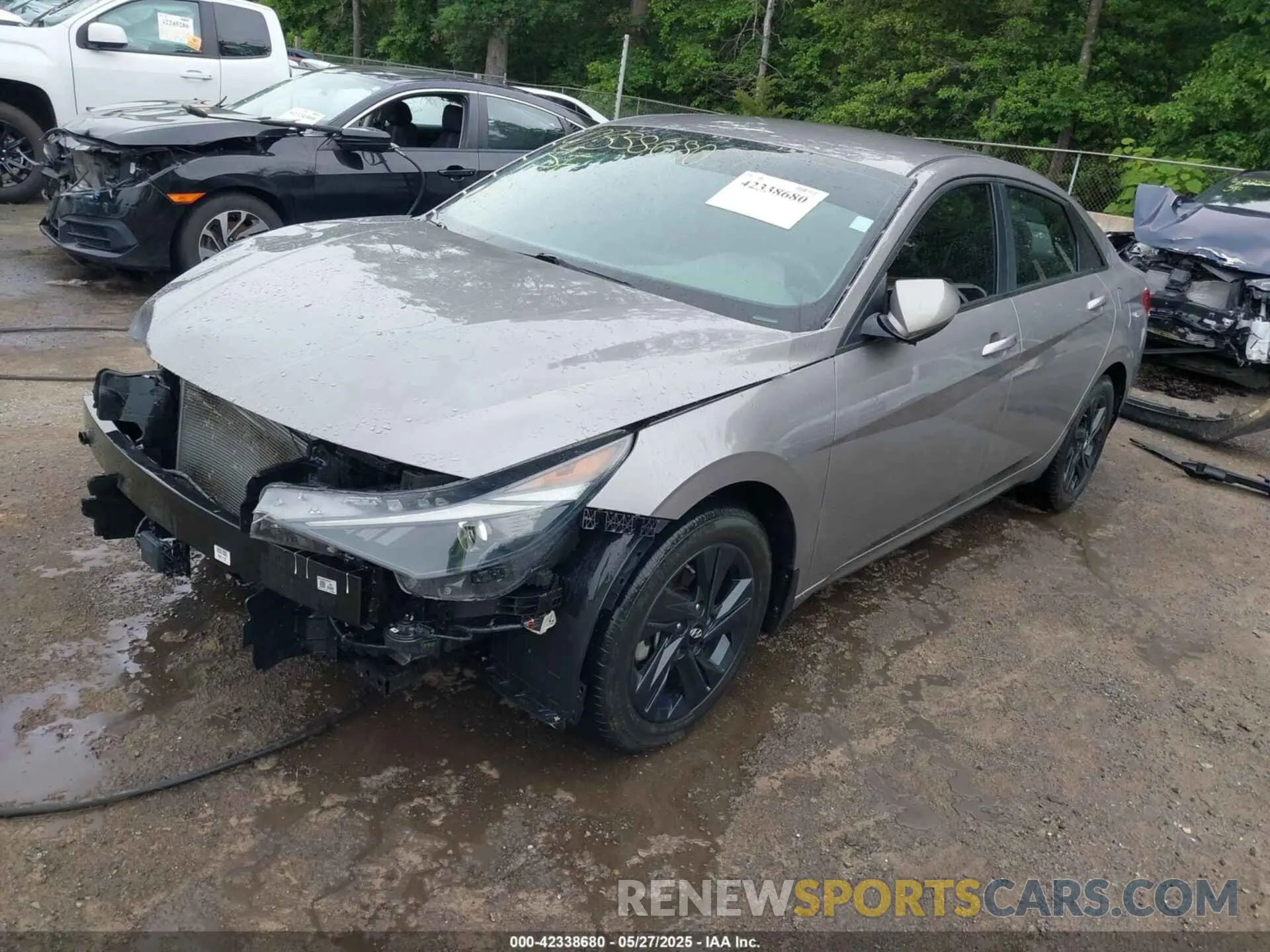 2 Photograph of a damaged car KMHLS4AG9NU368912 HYUNDAI ELANTRA 2022