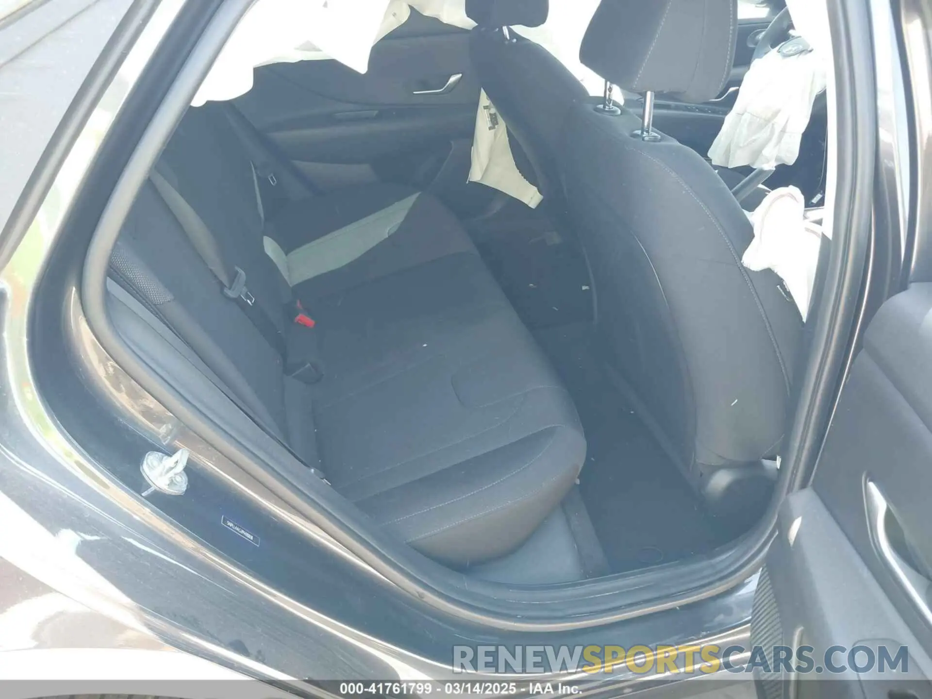8 Photograph of a damaged car 5NPLL4AG2PH110018 HYUNDAI ELANTRA 2023