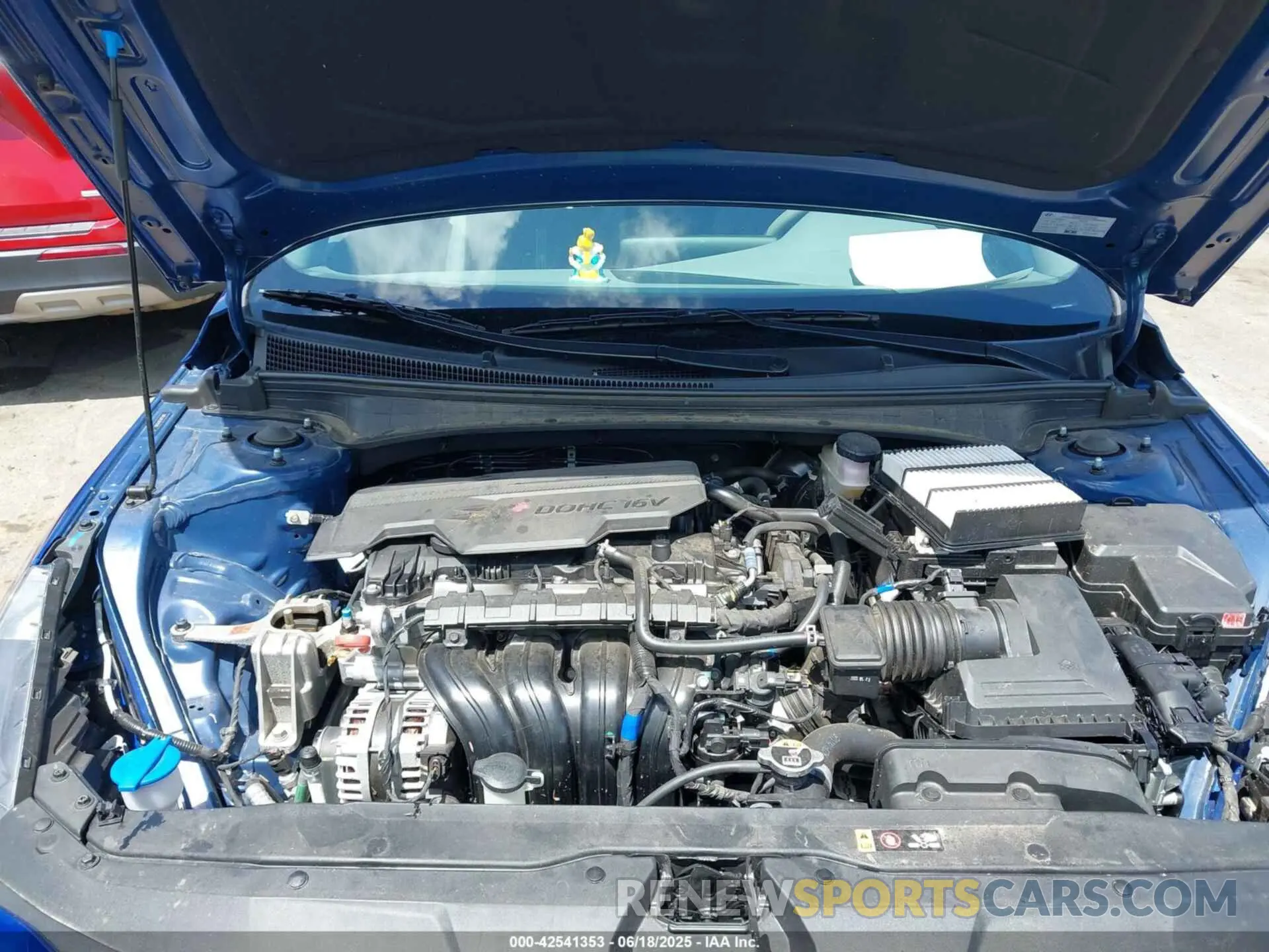 10 Photograph of a damaged car 5NPLL4AG2PH112867 HYUNDAI ELANTRA 2023