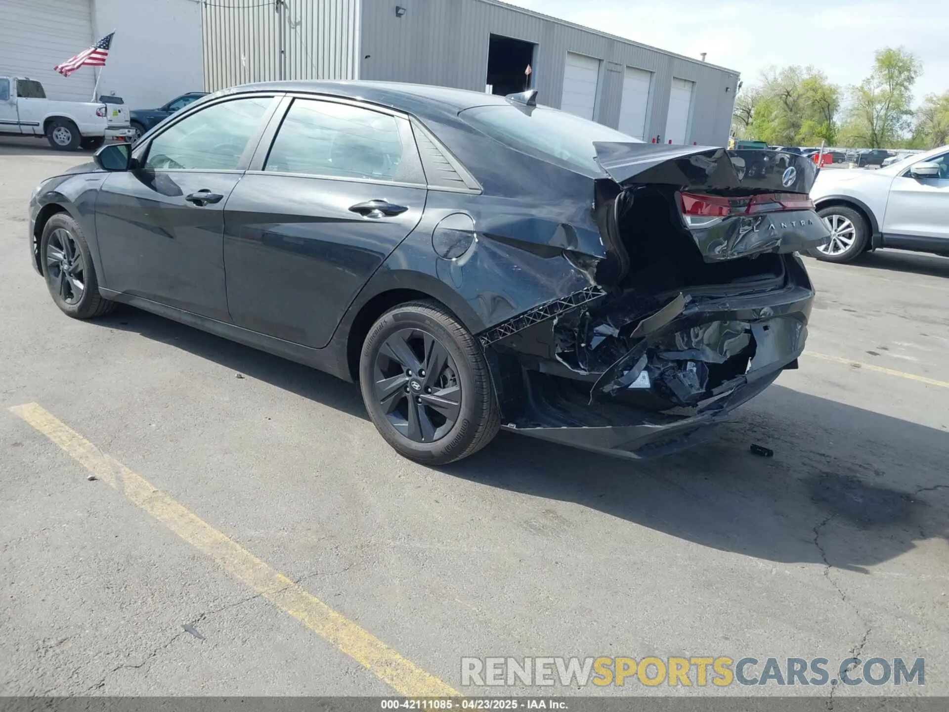 3 Photograph of a damaged car 5NPLM4AG0PH094124 HYUNDAI ELANTRA 2023