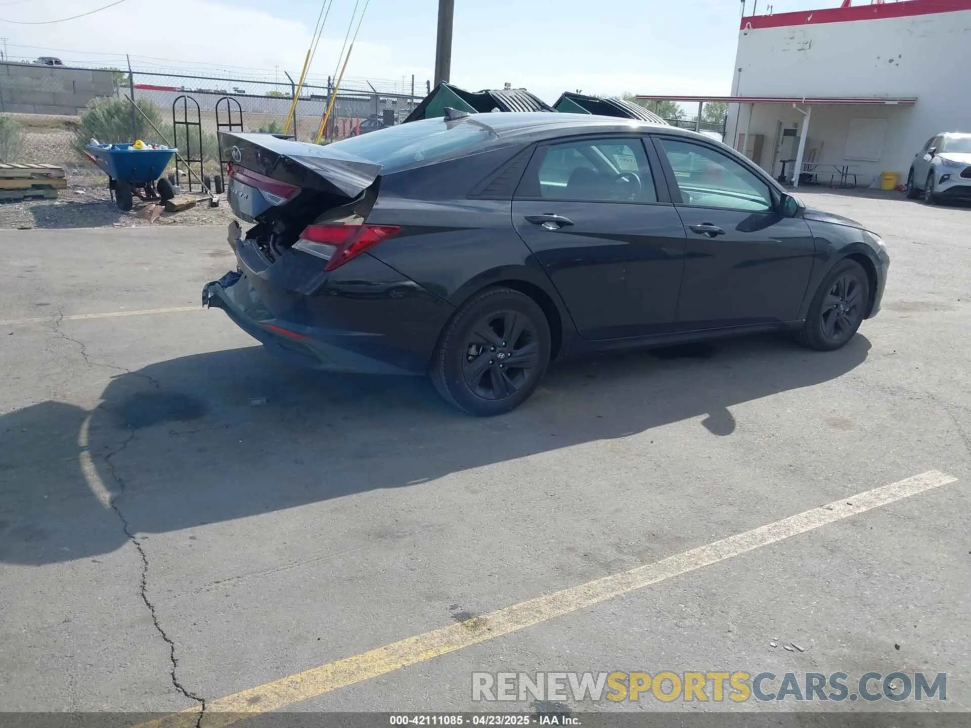 4 Photograph of a damaged car 5NPLM4AG0PH094124 HYUNDAI ELANTRA 2023