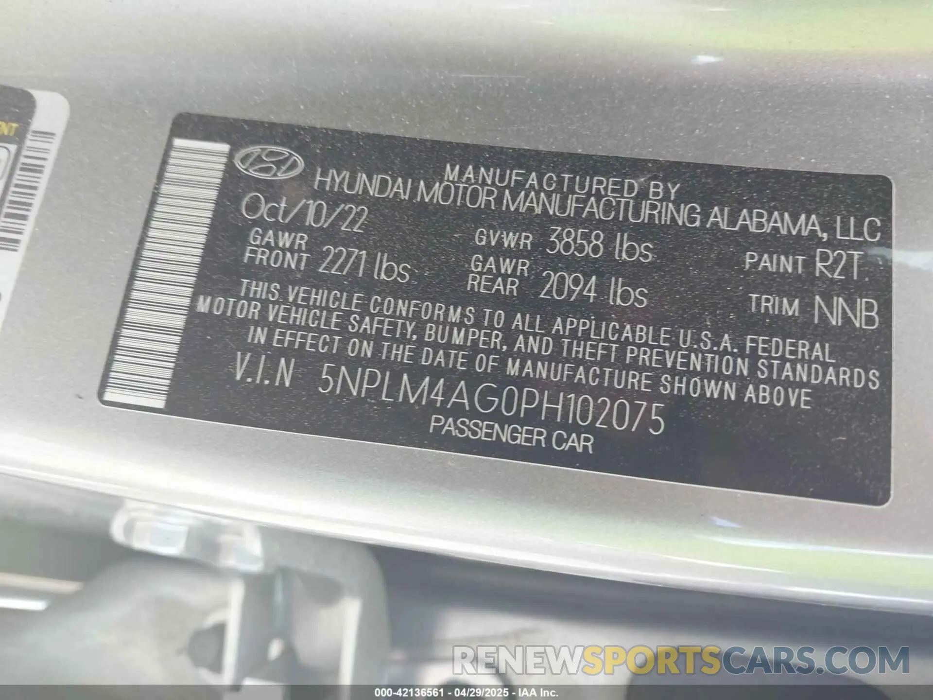 9 Photograph of a damaged car 5NPLM4AG0PH102075 HYUNDAI ELANTRA 2023