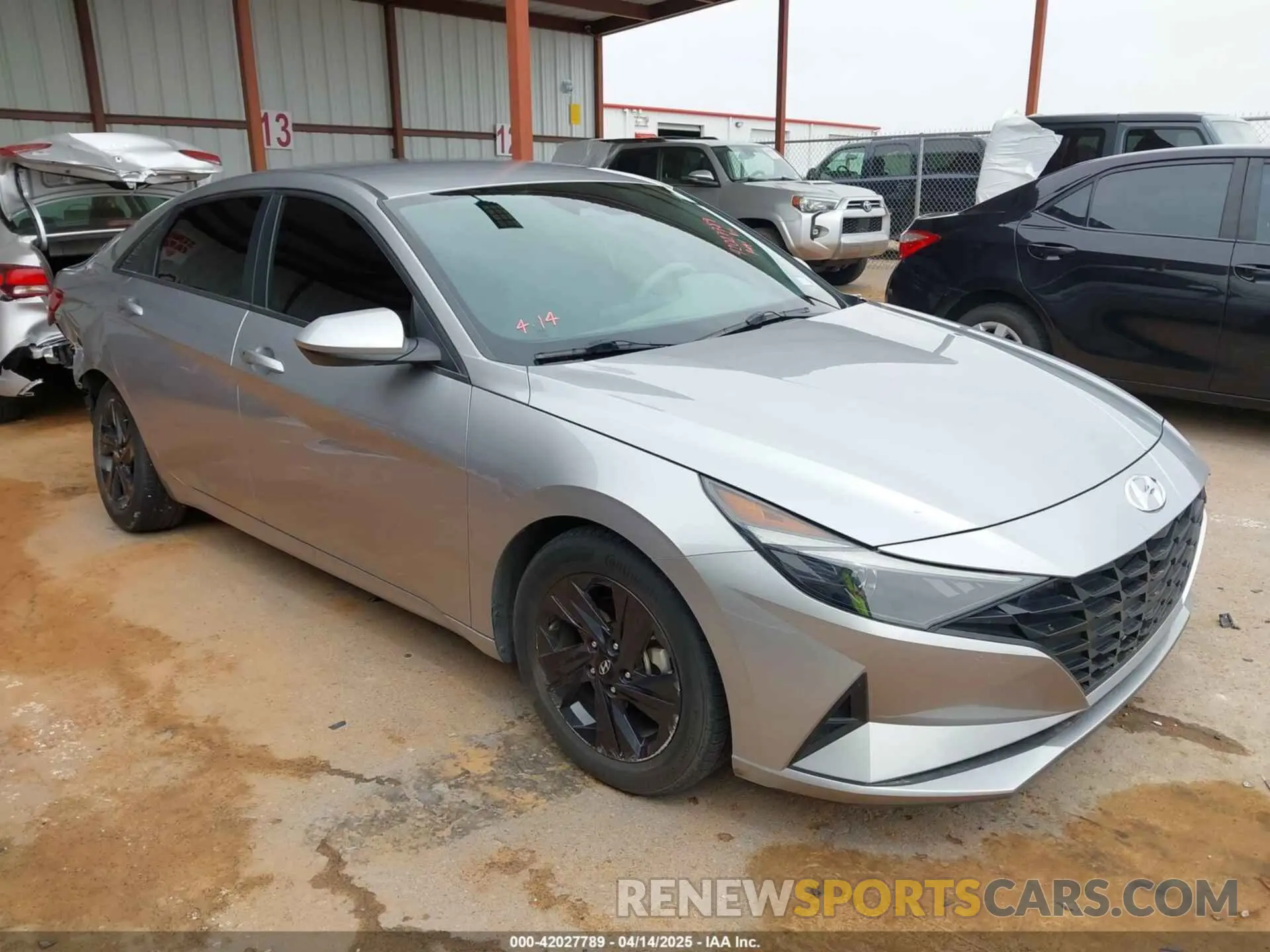 1 Photograph of a damaged car 5NPLM4AG0PH103047 HYUNDAI ELANTRA 2023