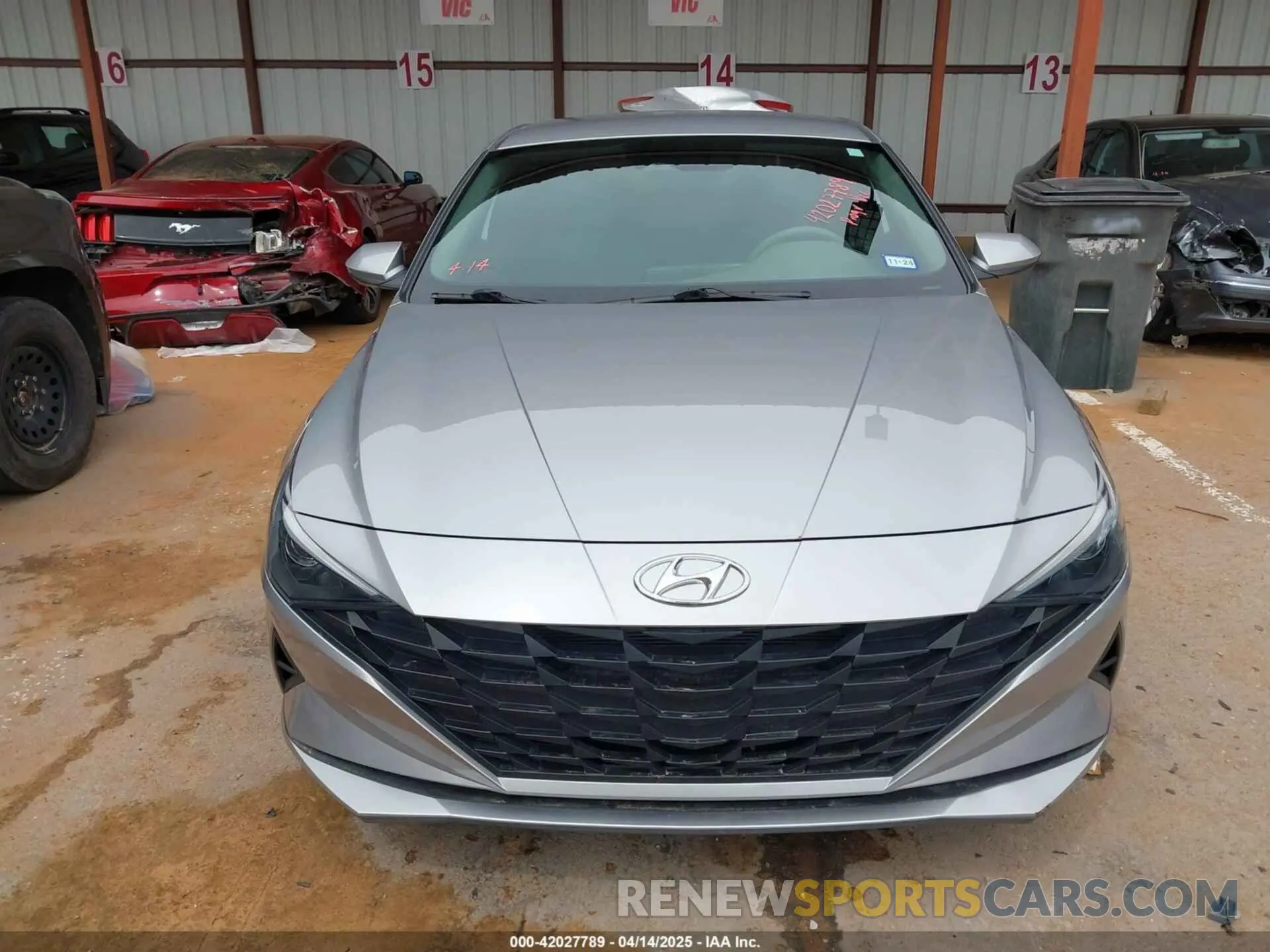 12 Photograph of a damaged car 5NPLM4AG0PH103047 HYUNDAI ELANTRA 2023