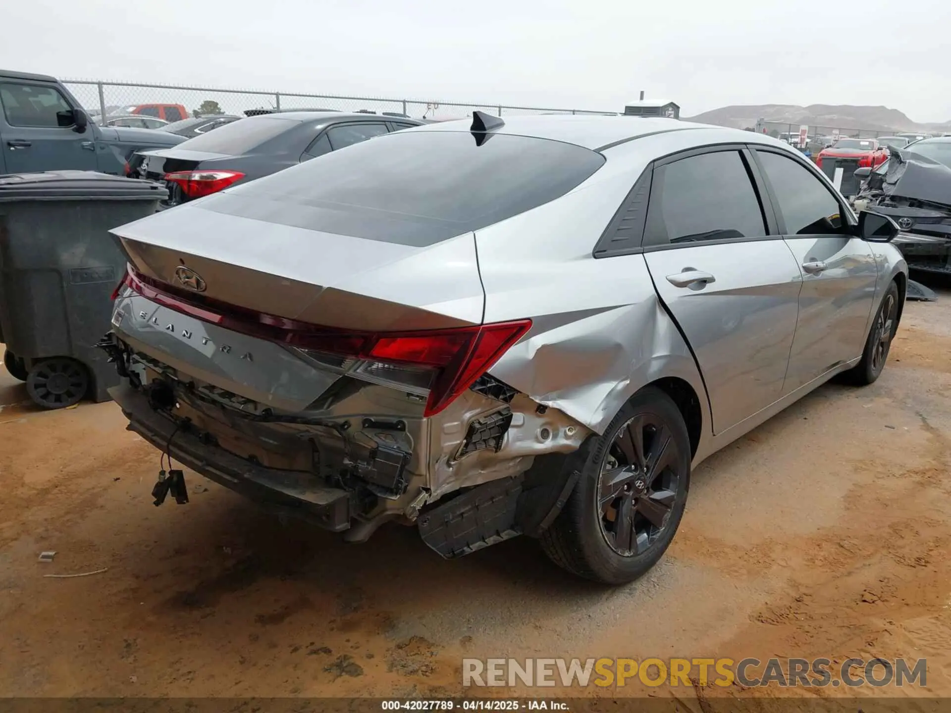 4 Photograph of a damaged car 5NPLM4AG0PH103047 HYUNDAI ELANTRA 2023