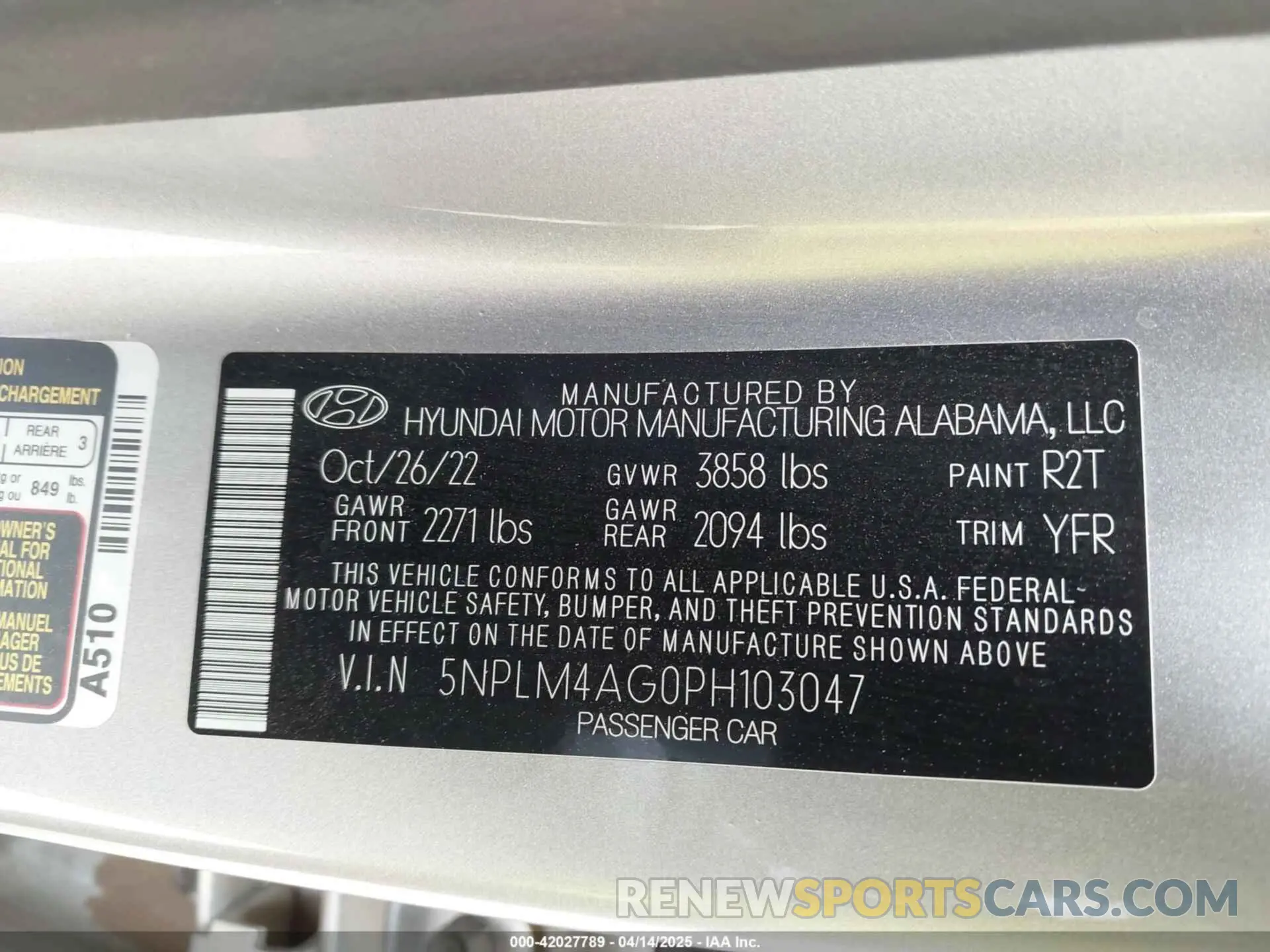 9 Photograph of a damaged car 5NPLM4AG0PH103047 HYUNDAI ELANTRA 2023