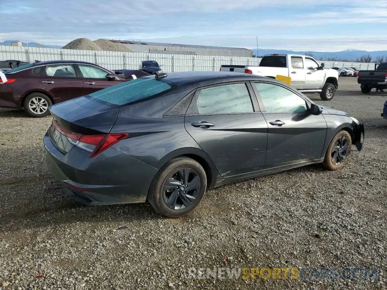 3 Photograph of a damaged car 5NPLM4AG0PH104294 HYUNDAI ELANTRA 2023