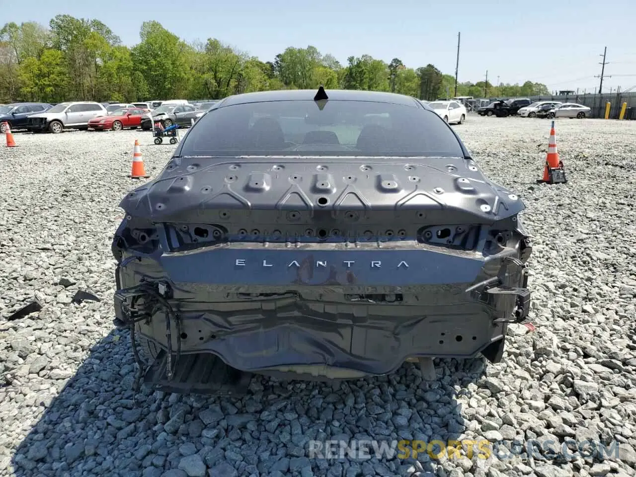 6 Photograph of a damaged car 5NPLM4AG0PH113335 HYUNDAI ELANTRA 2023