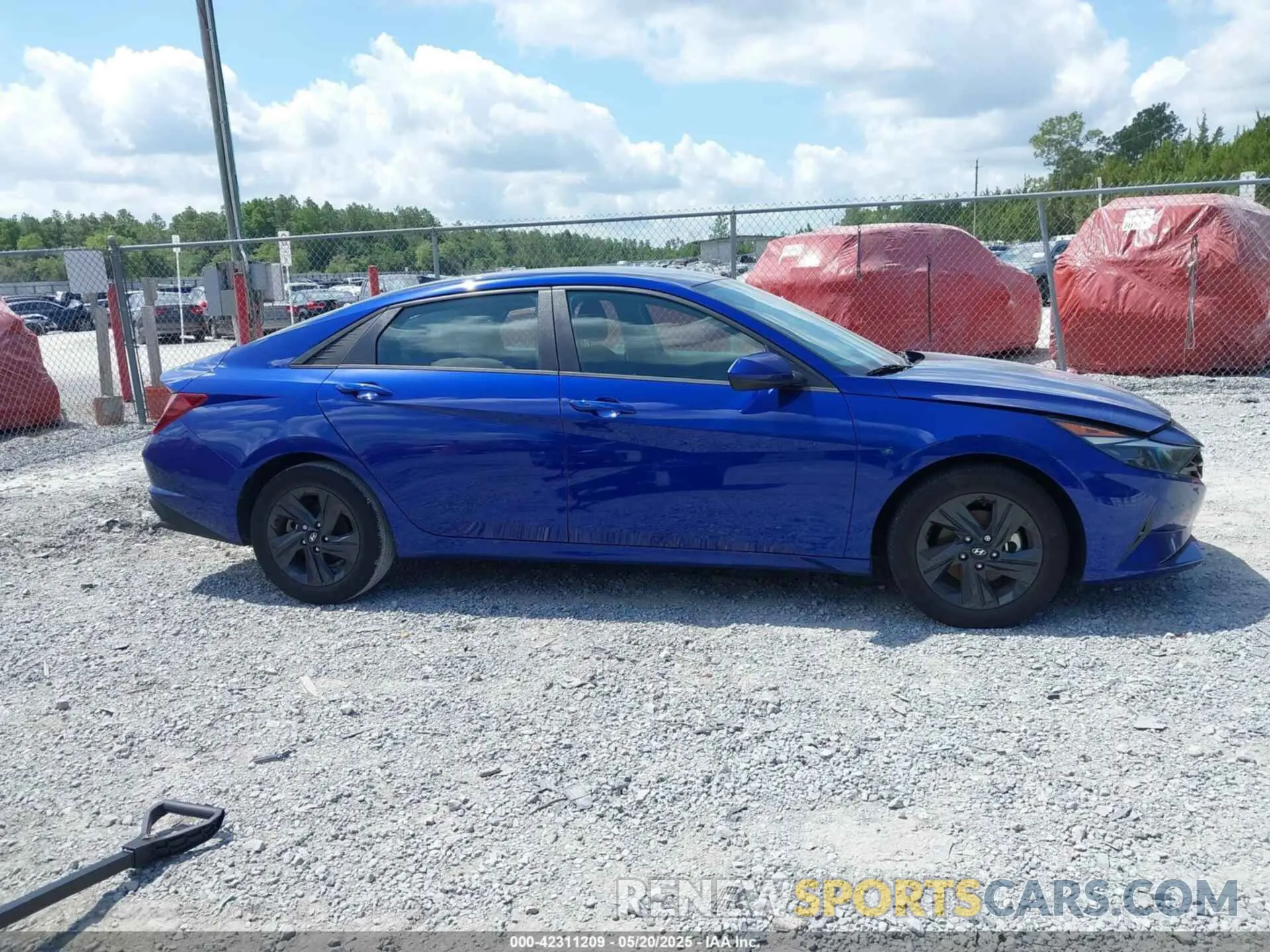 13 Photograph of a damaged car 5NPLM4AG0PH117112 HYUNDAI ELANTRA 2023