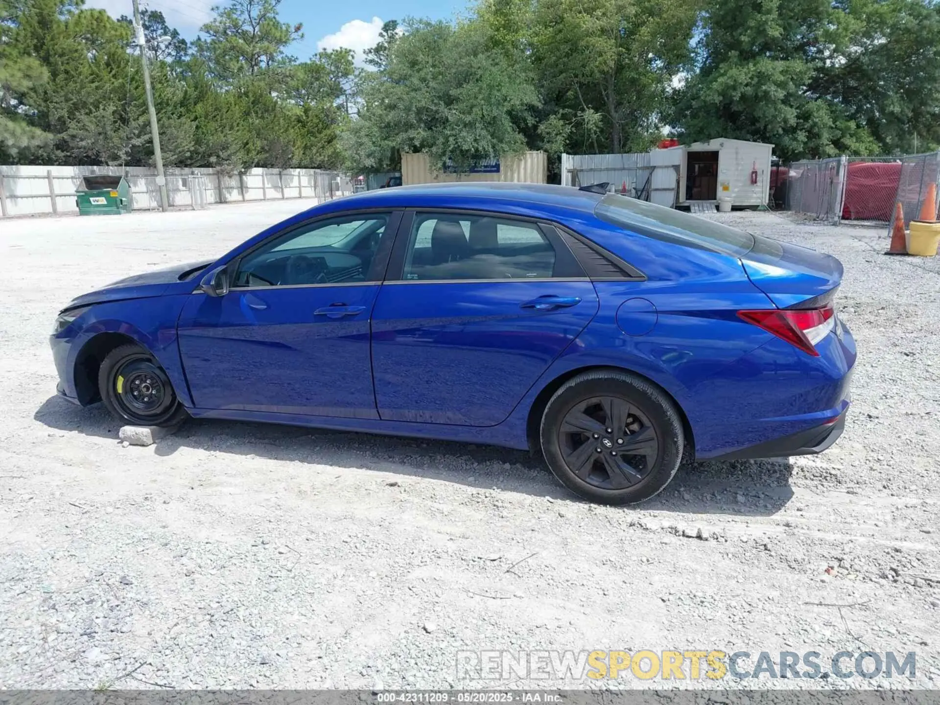 14 Photograph of a damaged car 5NPLM4AG0PH117112 HYUNDAI ELANTRA 2023