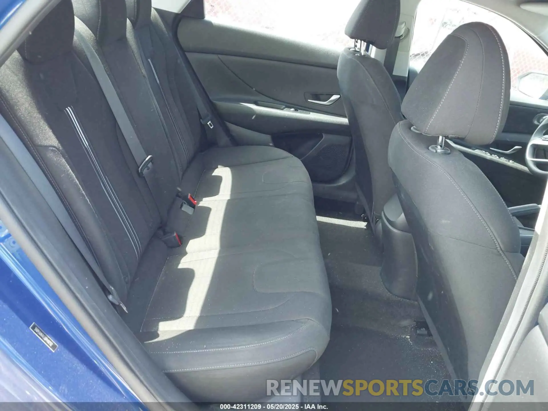 8 Photograph of a damaged car 5NPLM4AG0PH117112 HYUNDAI ELANTRA 2023