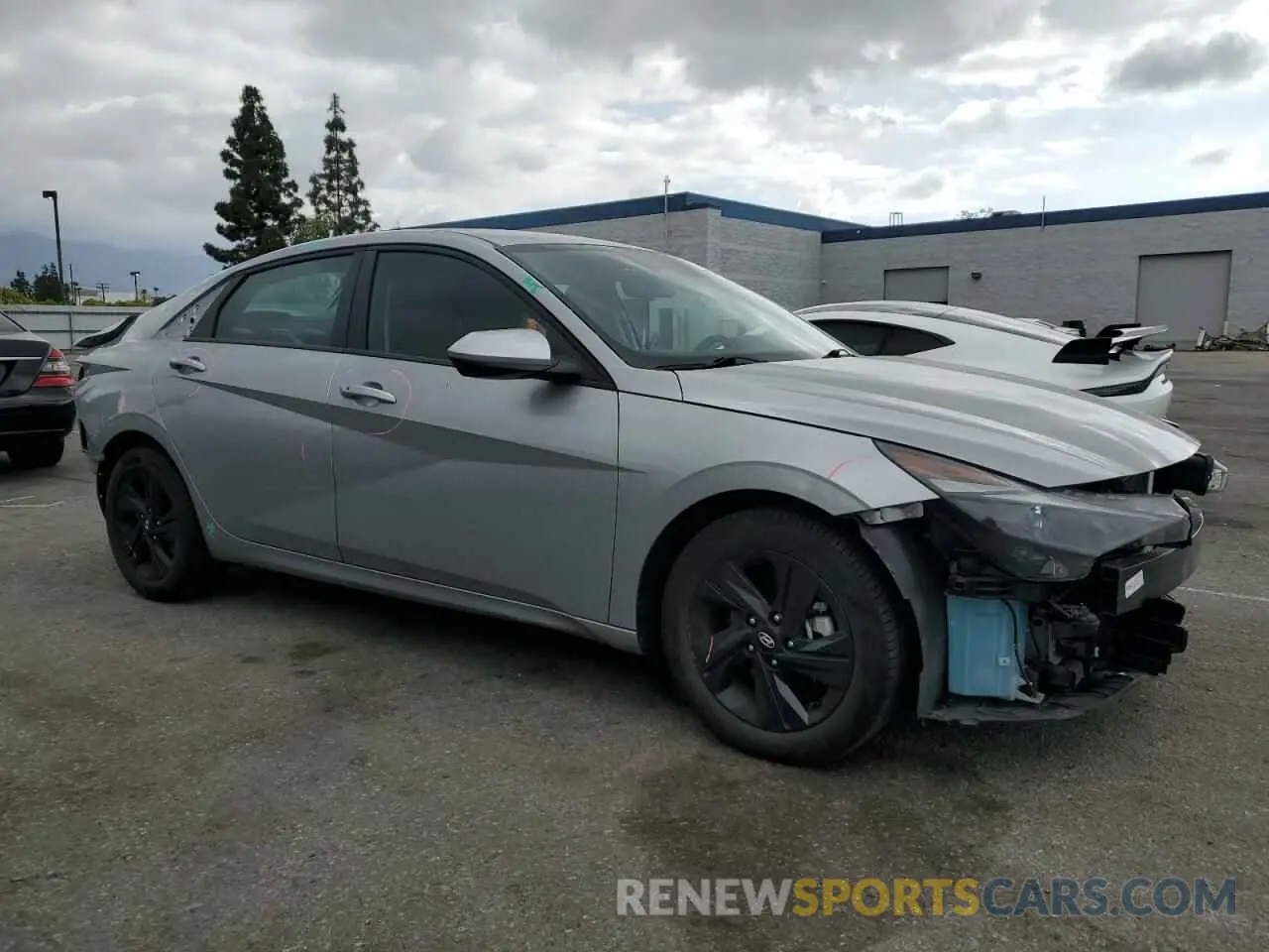 4 Photograph of a damaged car 5NPLM4AG1PH091460 HYUNDAI ELANTRA 2023