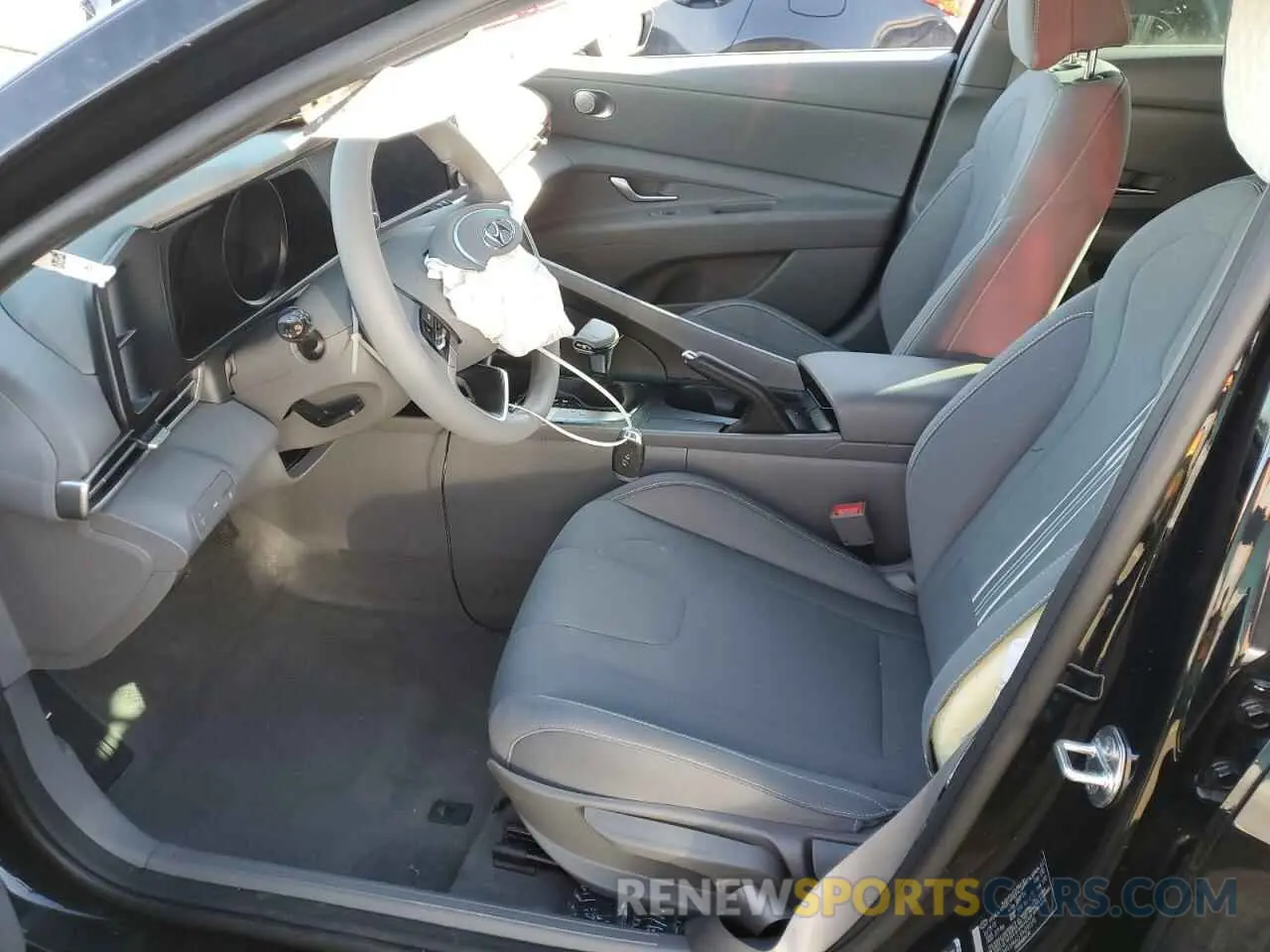 7 Photograph of a damaged car 5NPLM4AG1PH095590 HYUNDAI ELANTRA 2023